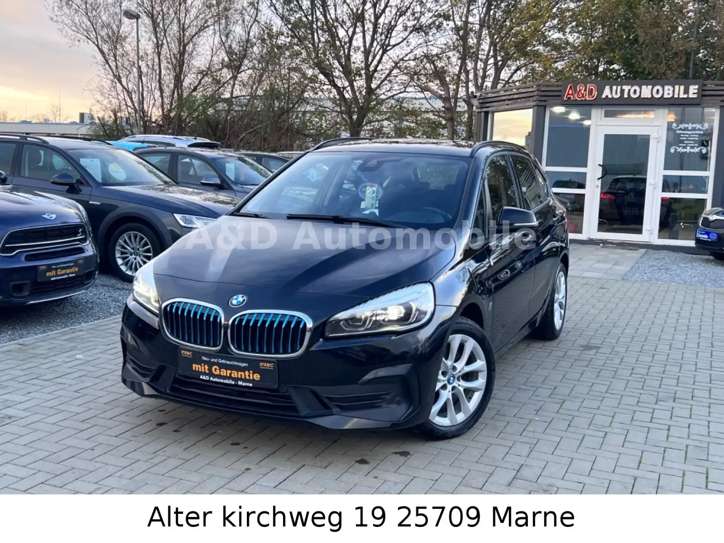 BMW 225 xe Active Tourer Advantage Hybr. LED KAM. BT Schwarz - 1
