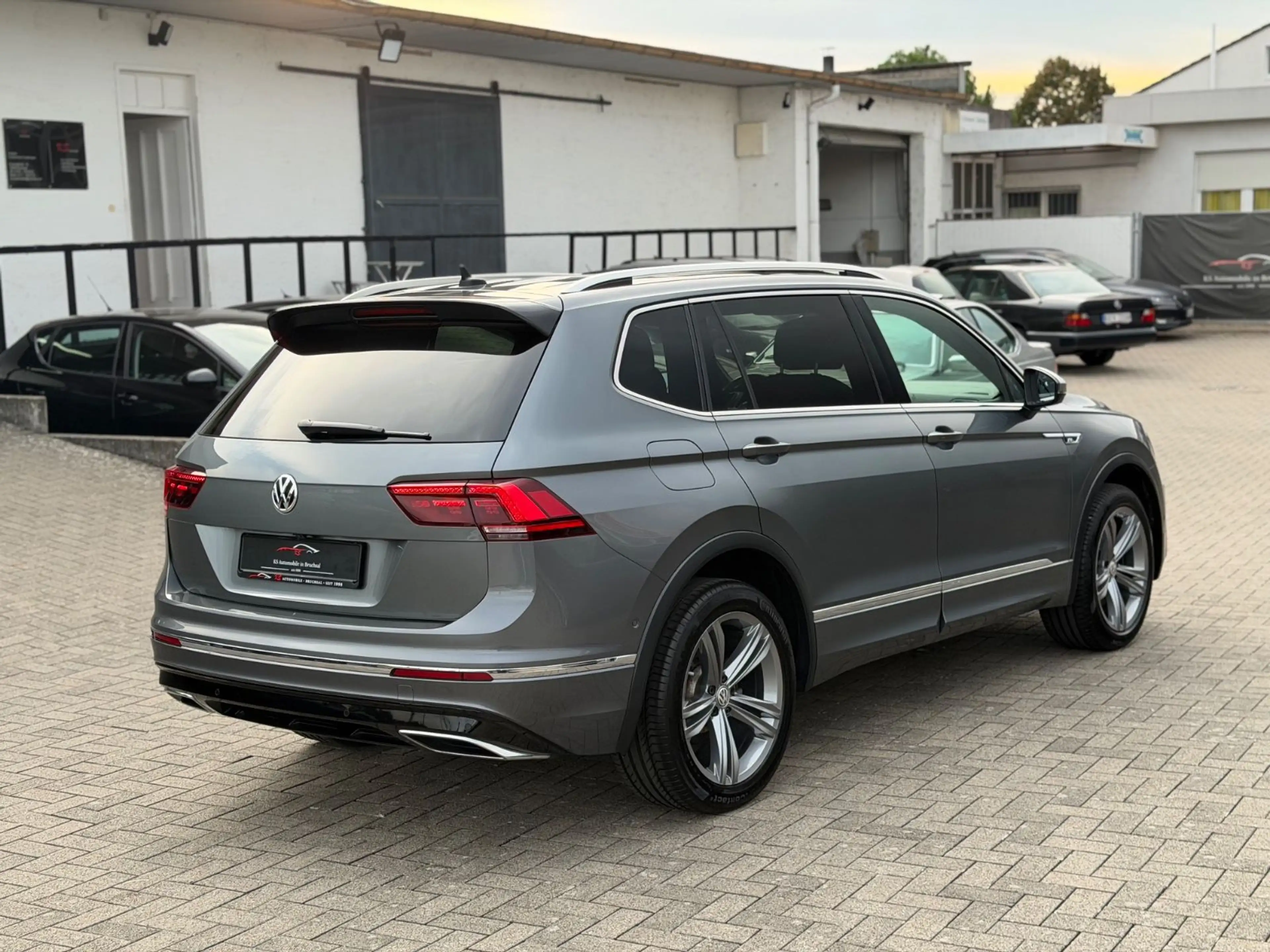 Volkswagen Tiguan Allspace Tiguan 2.0 TDI Allspace R-Line 4Motion*7-Sitzer* — photo 48