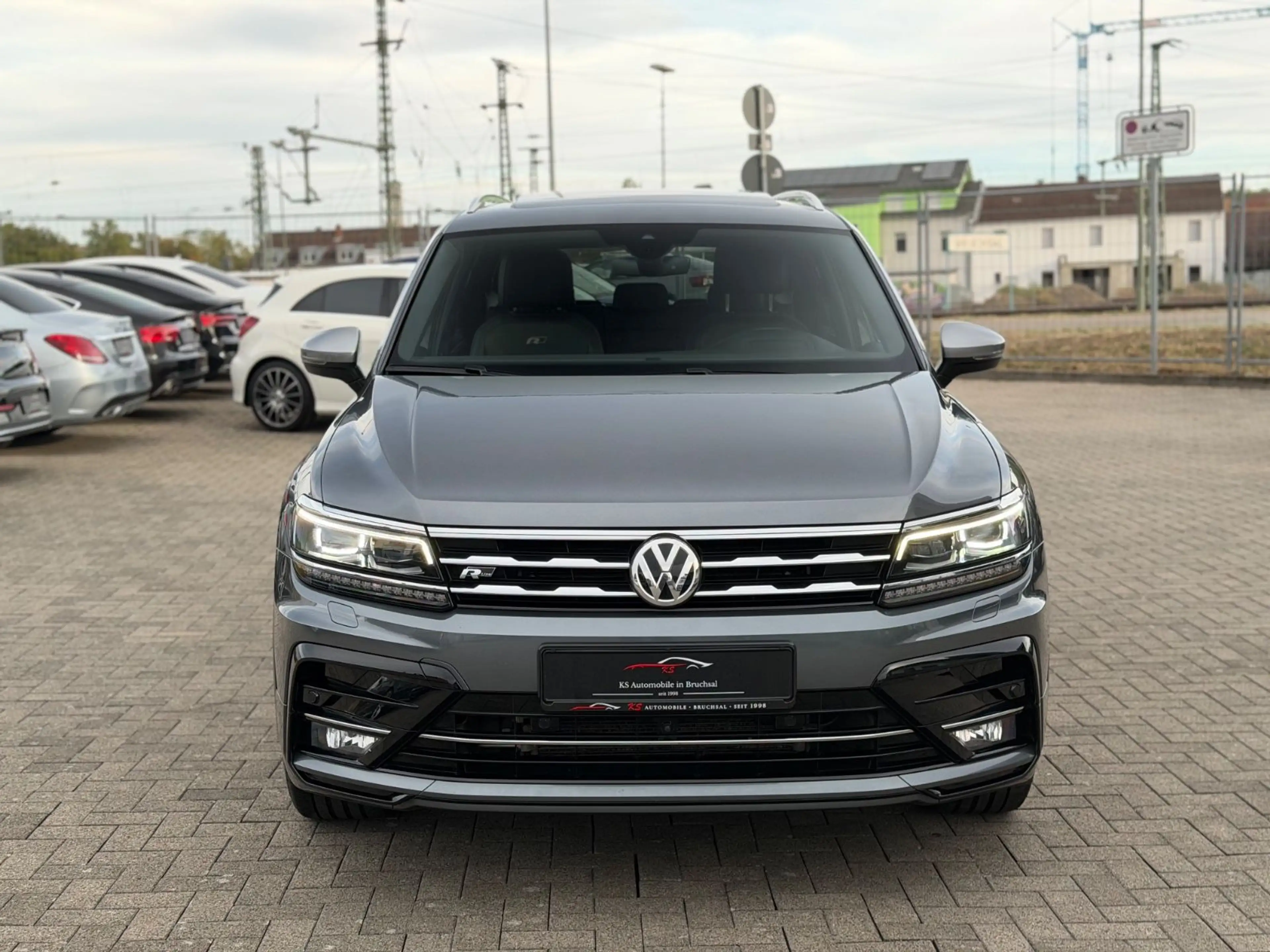 Volkswagen Tiguan Allspace Tiguan 2.0 TDI Allspace R-Line 4Motion*7-Sitzer* — photo 5