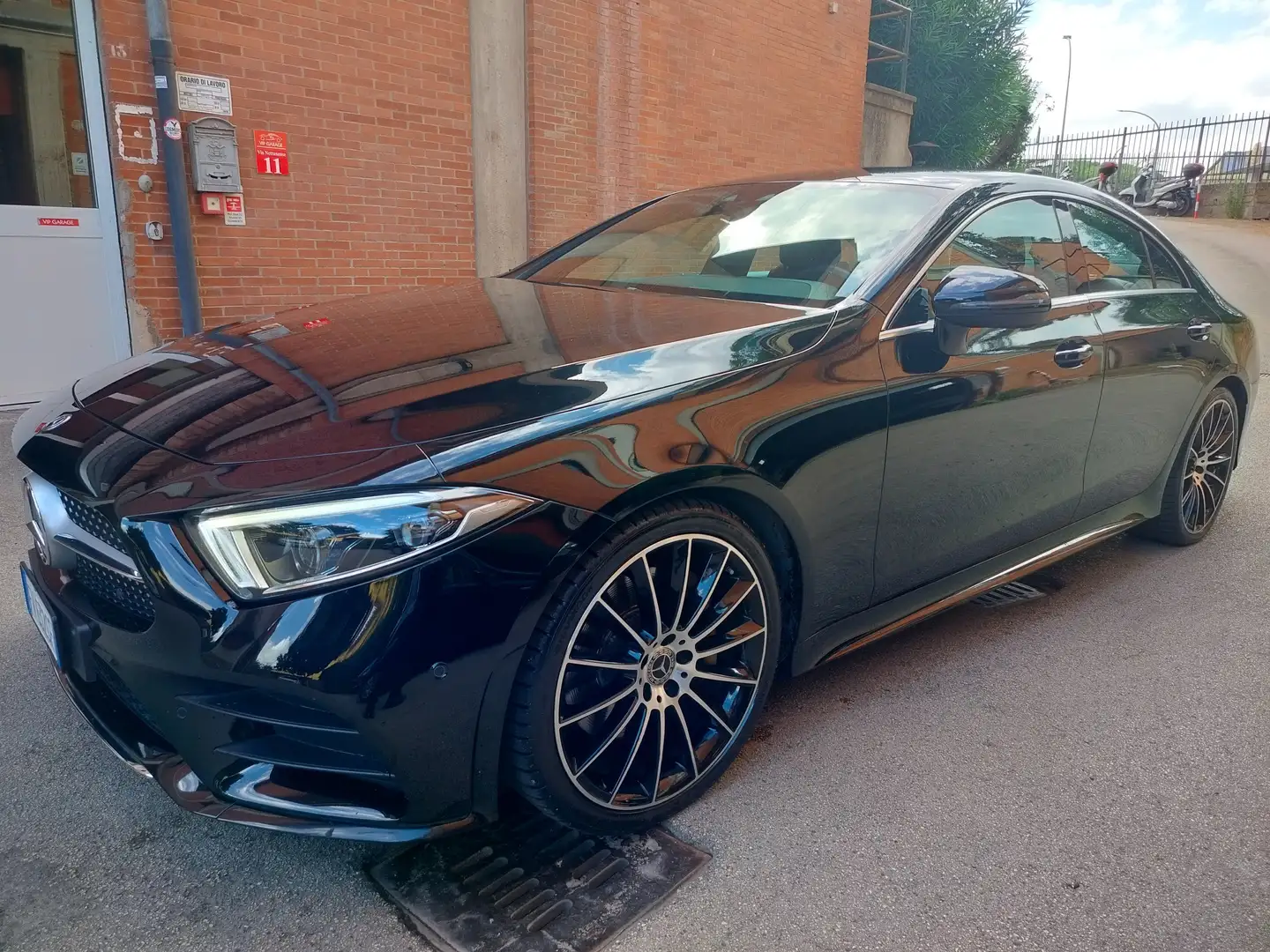 Mercedes-Benz CLS 300 CLS Coupe 300 d Premium Plus auto Negru - 1