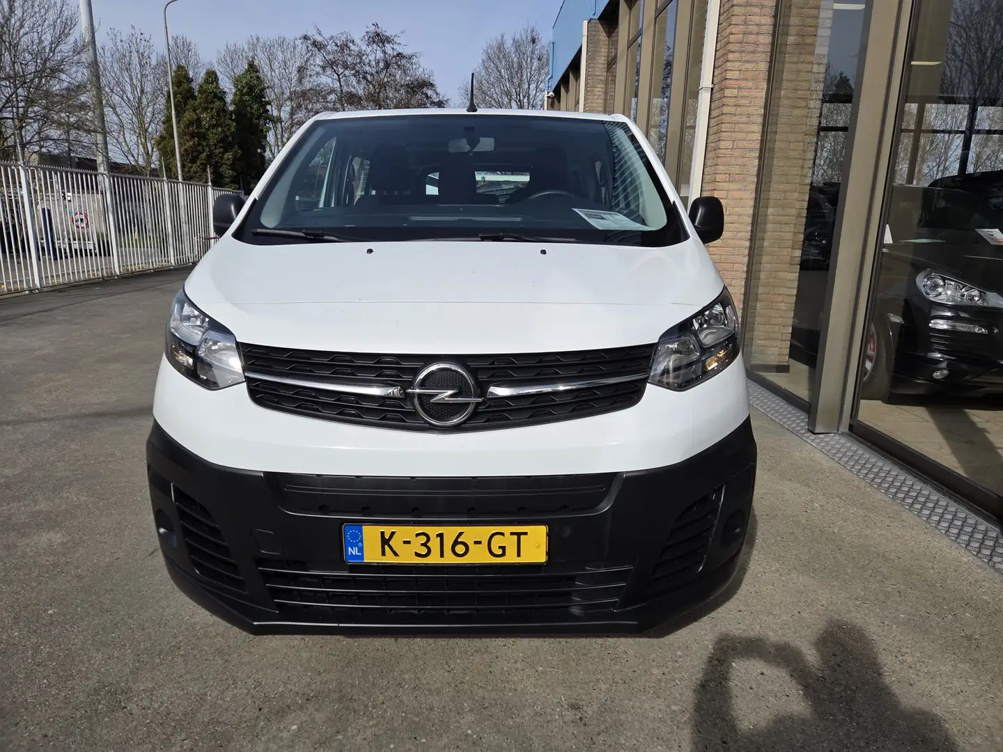 Opel Vivaro-e L2 Innovation 50 kWh SNELLADER 9-Persoons Airco Cu Blanco - 2