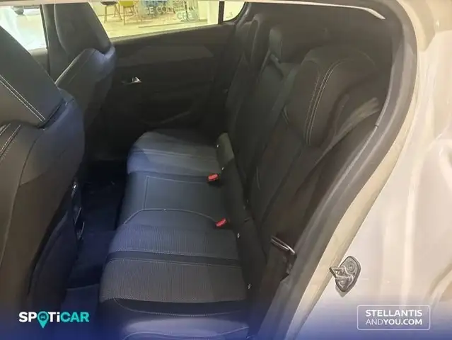 Peugeot 308 view 10