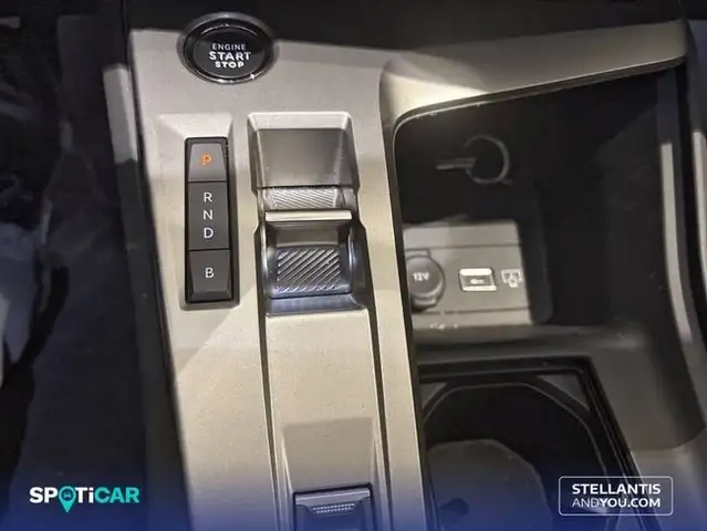 Peugeot 308 view 13