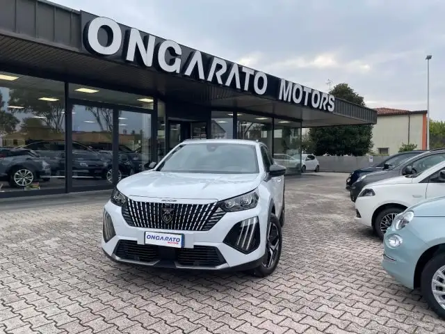 2025 Peugeot 2008 in White for sale