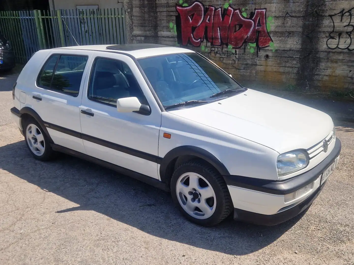 Volkswagen Golf GTI Golf III 1991 5p 2.0 16v Edition Air Wit - 1