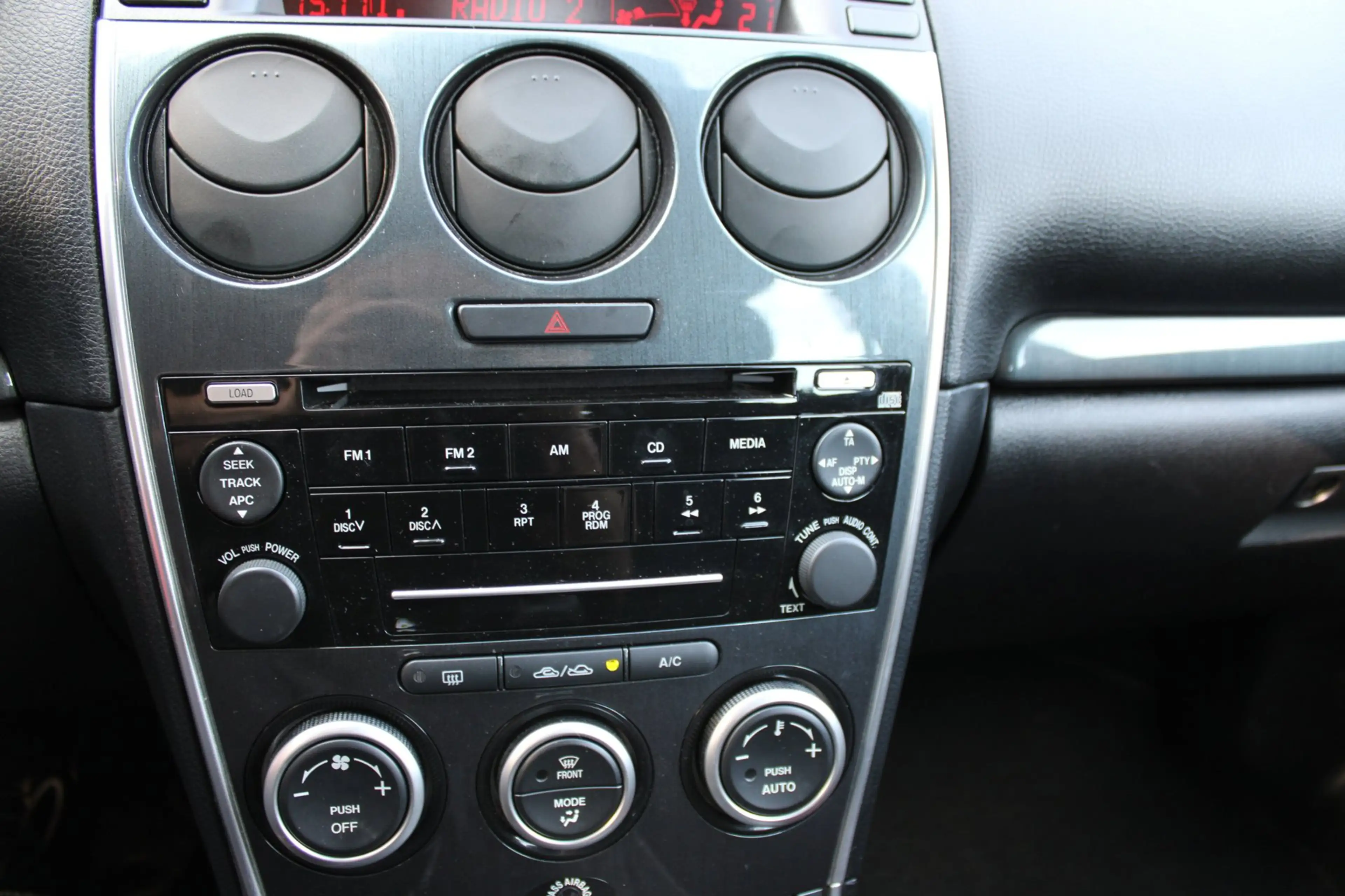 Mazda 6 Sportbreak 1.8i Touring Generation, Trekhaak, Clim — photo 24