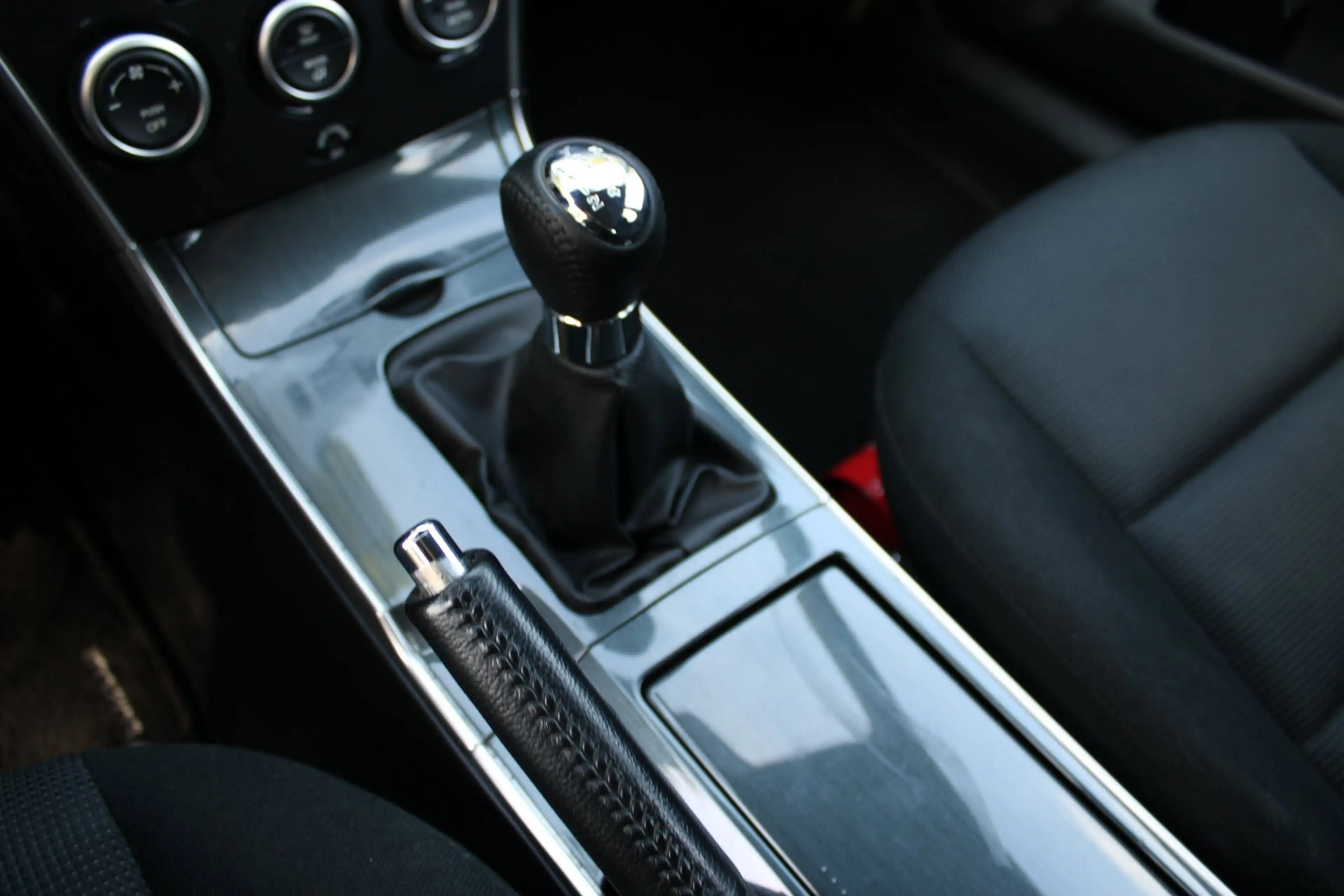 Mazda 6 Sportbreak 1.8i Touring Generation, Trekhaak, Clim — photo 22