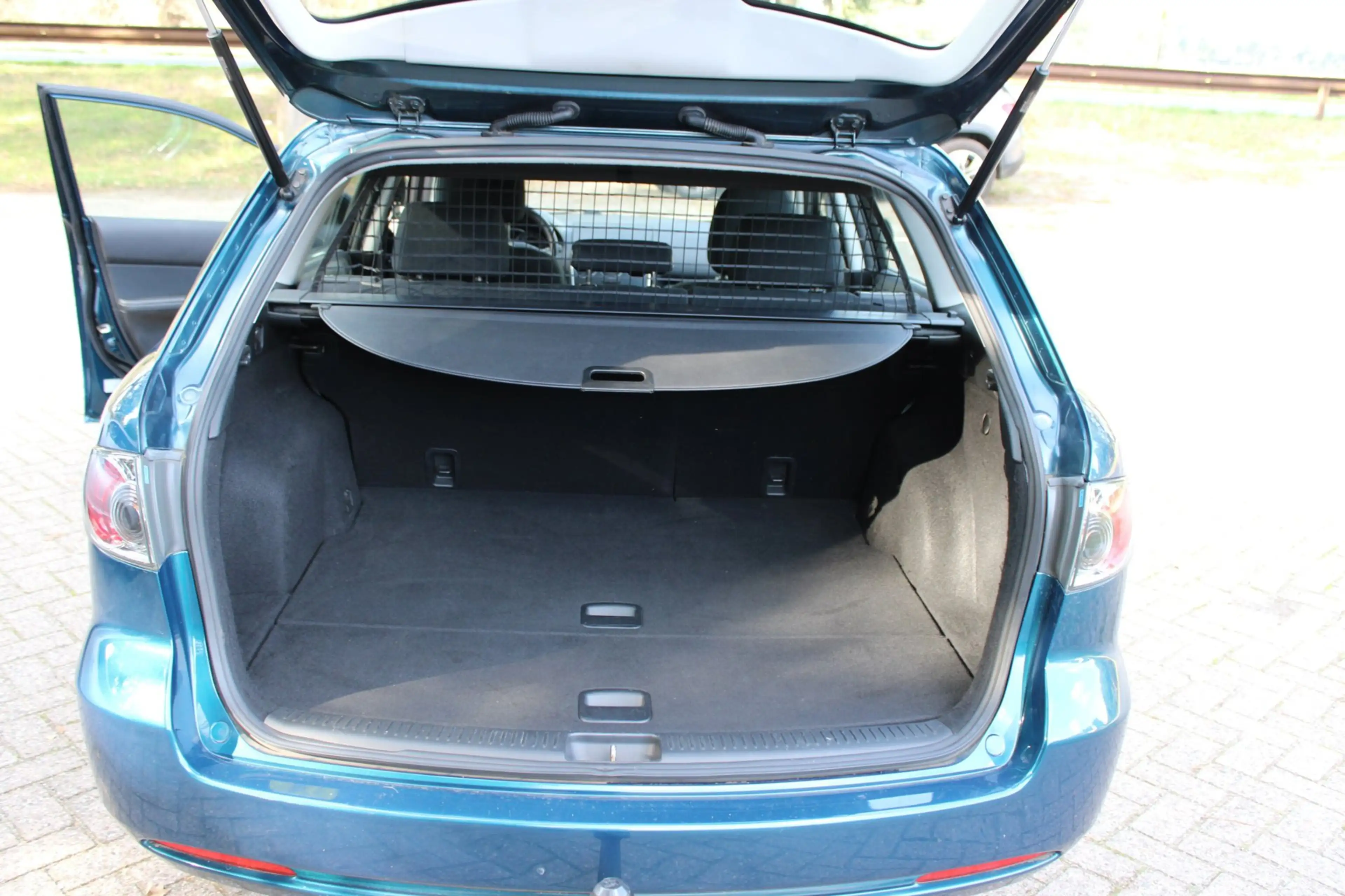 Mazda 6 Sportbreak 1.8i Touring Generation, Trekhaak, Clim — photo 17