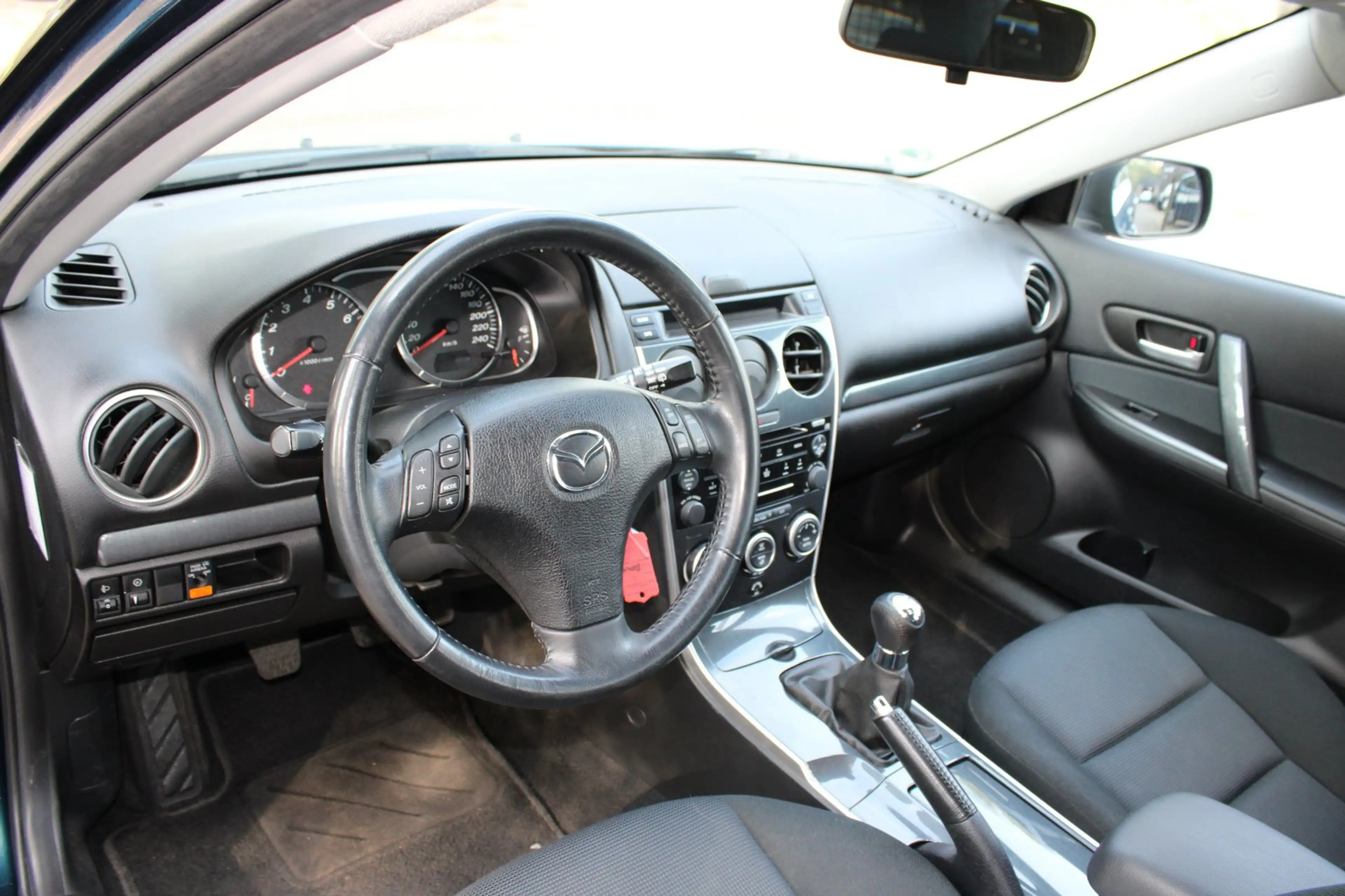 Mazda 6 Sportbreak 1.8i Touring Generation, Trekhaak, Clim — photo 19