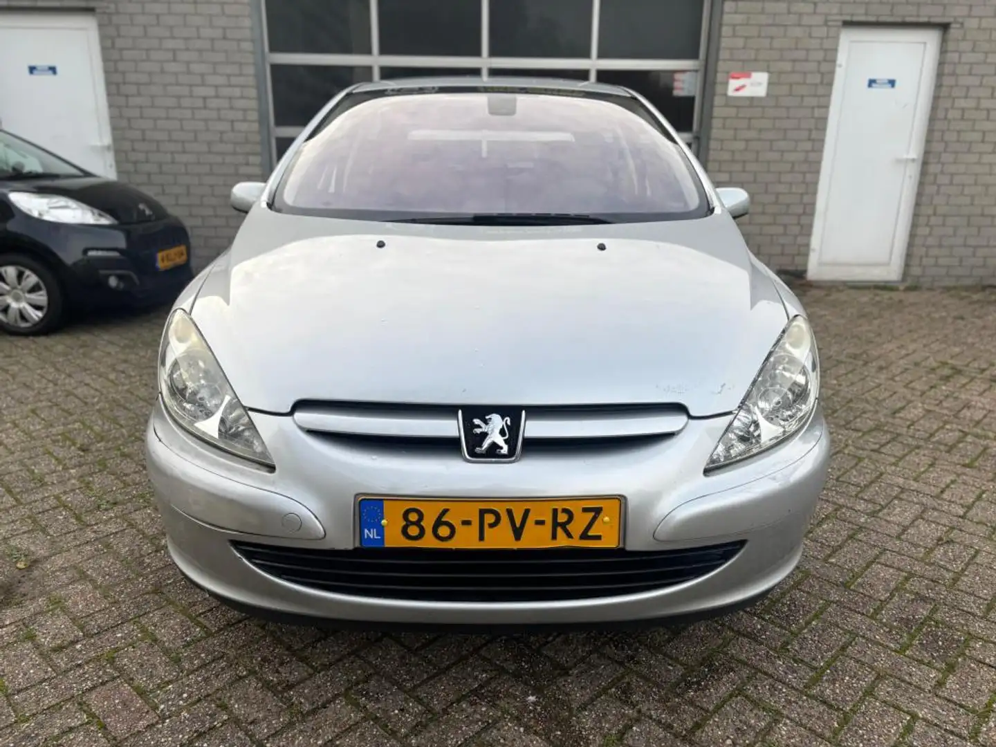Peugeot 307 1.6-16V XT Premium|AUT|Clima|Cruise|APK Grijs - 2