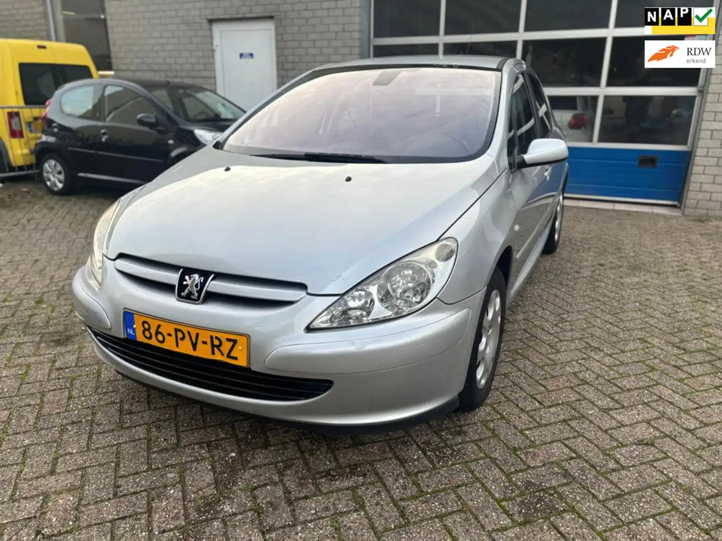 Peugeot 307 1.6-16V XT Premium|AUT|Clima|Cruise|APK Grijs - 1