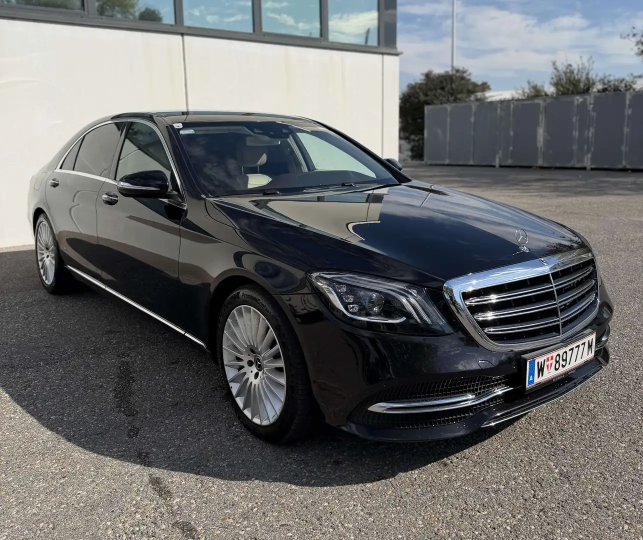 Mercedes-Benz S 350 d 4 Matic Long Version Schwarz - 1