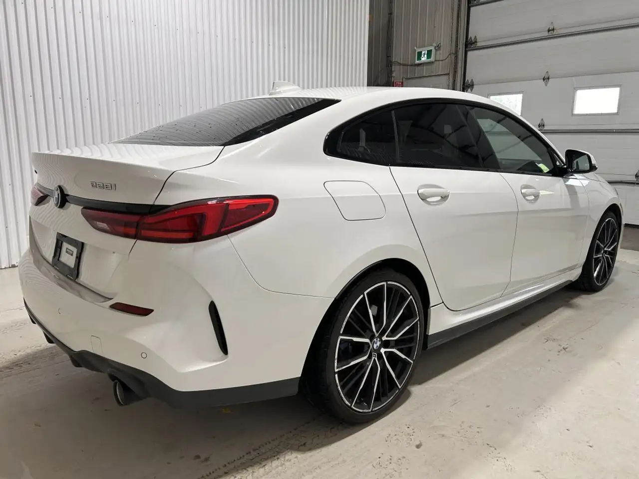 BMW 2 Series photo BMW 2 Series