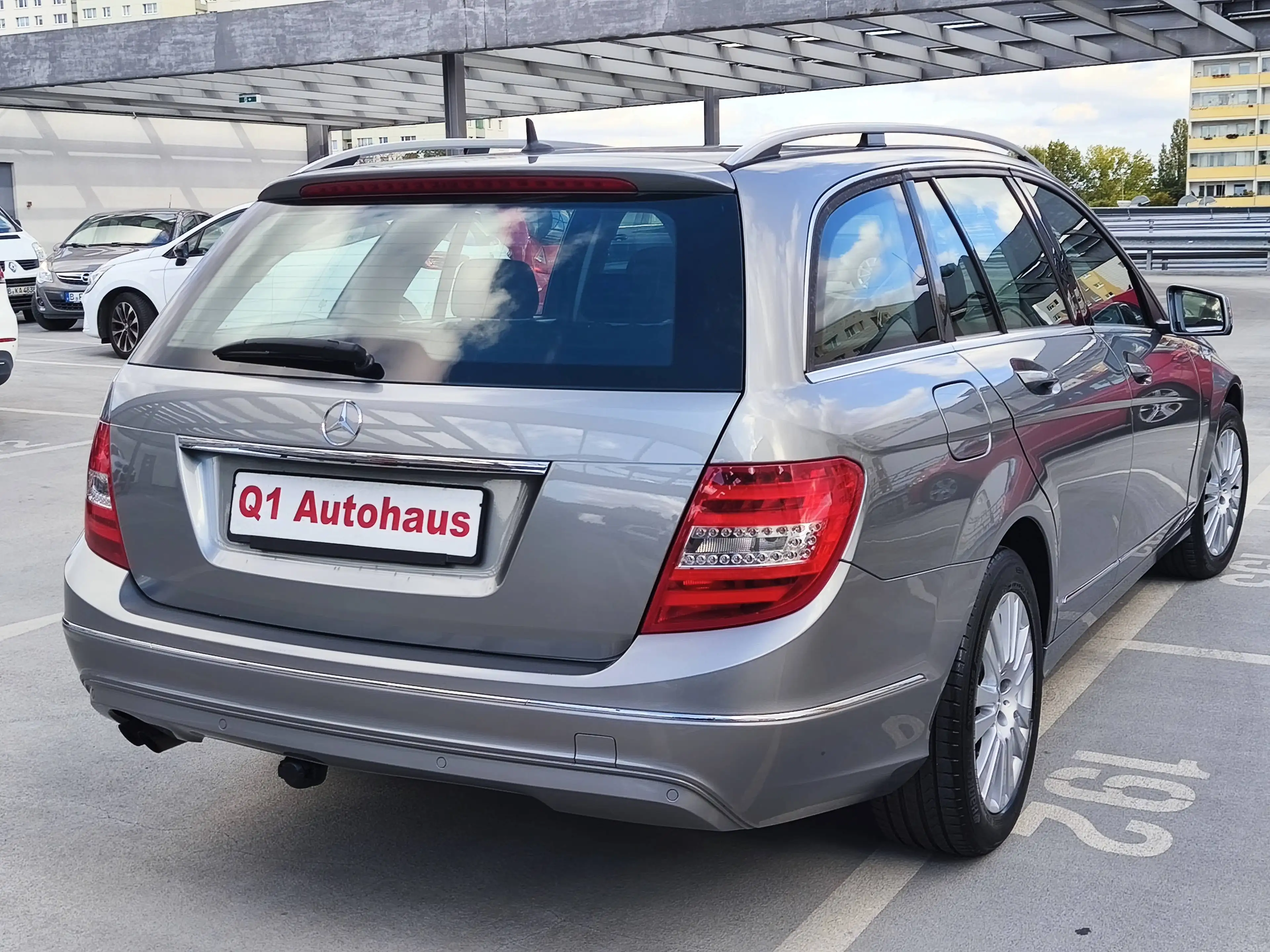 Mercedes-Benz C 180 C 180 T BlueEff. ELEGANGE 6G/LED/NAVIGATION/KLIMAAUTOM./MSHZ/PDC/AHK — photo 2