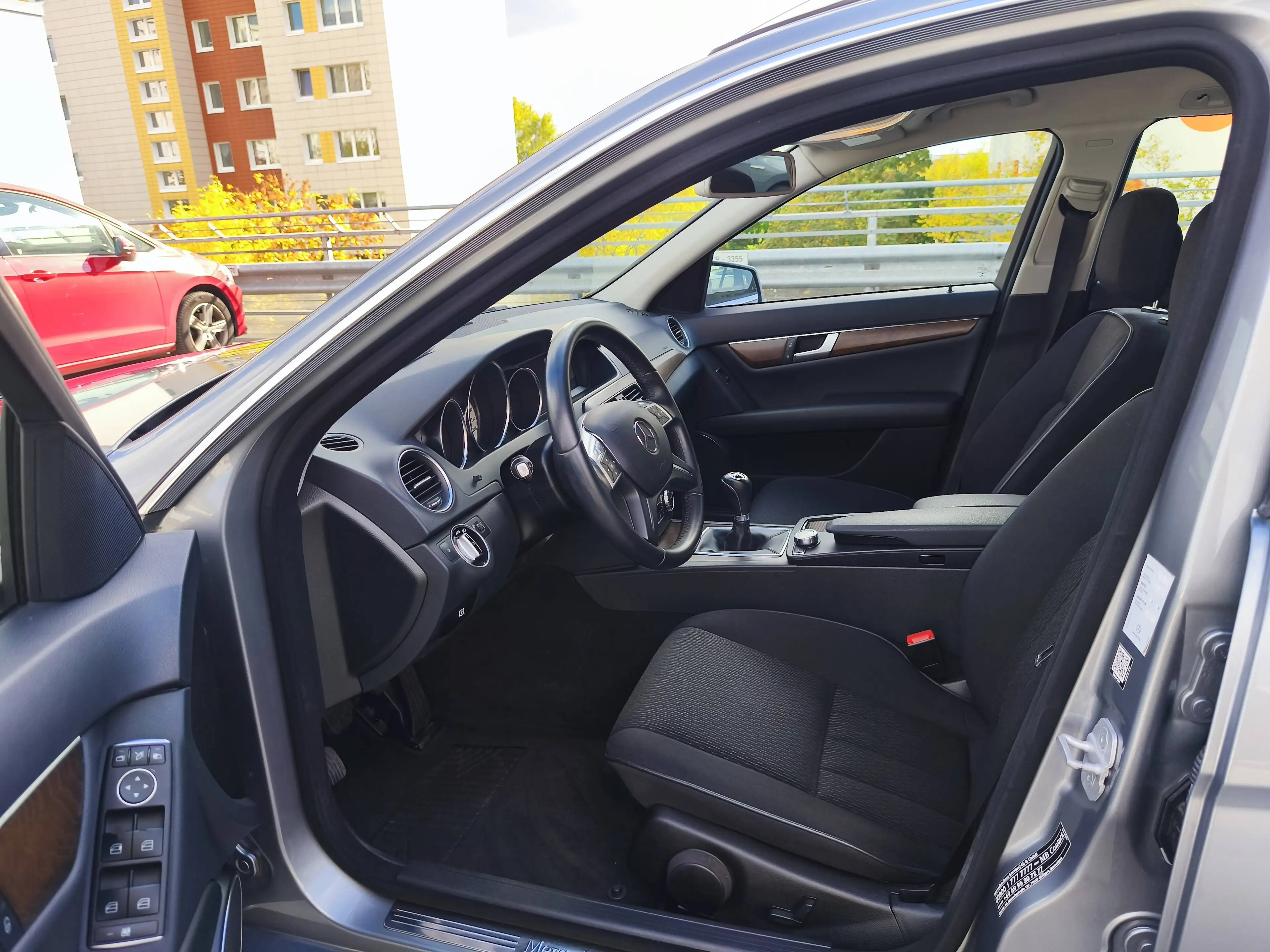 Mercedes-Benz C 180 C 180 T BlueEff. ELEGANGE 6G/LED/NAVIGATION/KLIMAAUTOM./MSHZ/PDC/AHK — photo 5