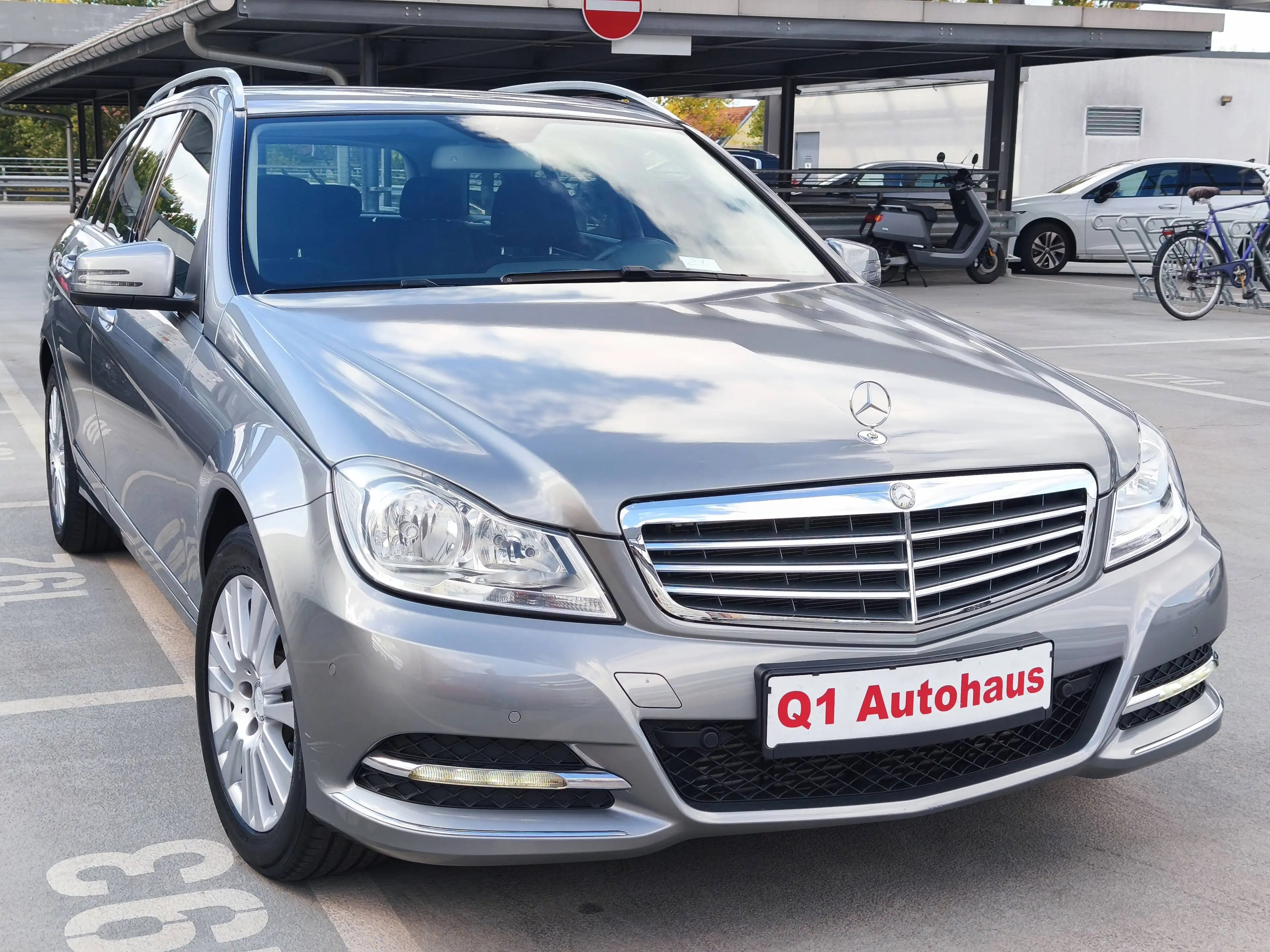 Mercedes-Benz C 180 C 180 T BlueEff. ELEGANGE 6G/LED/NAVIGATION/KLIMAAUTOM./MSHZ/PDC/AHK — photo 3