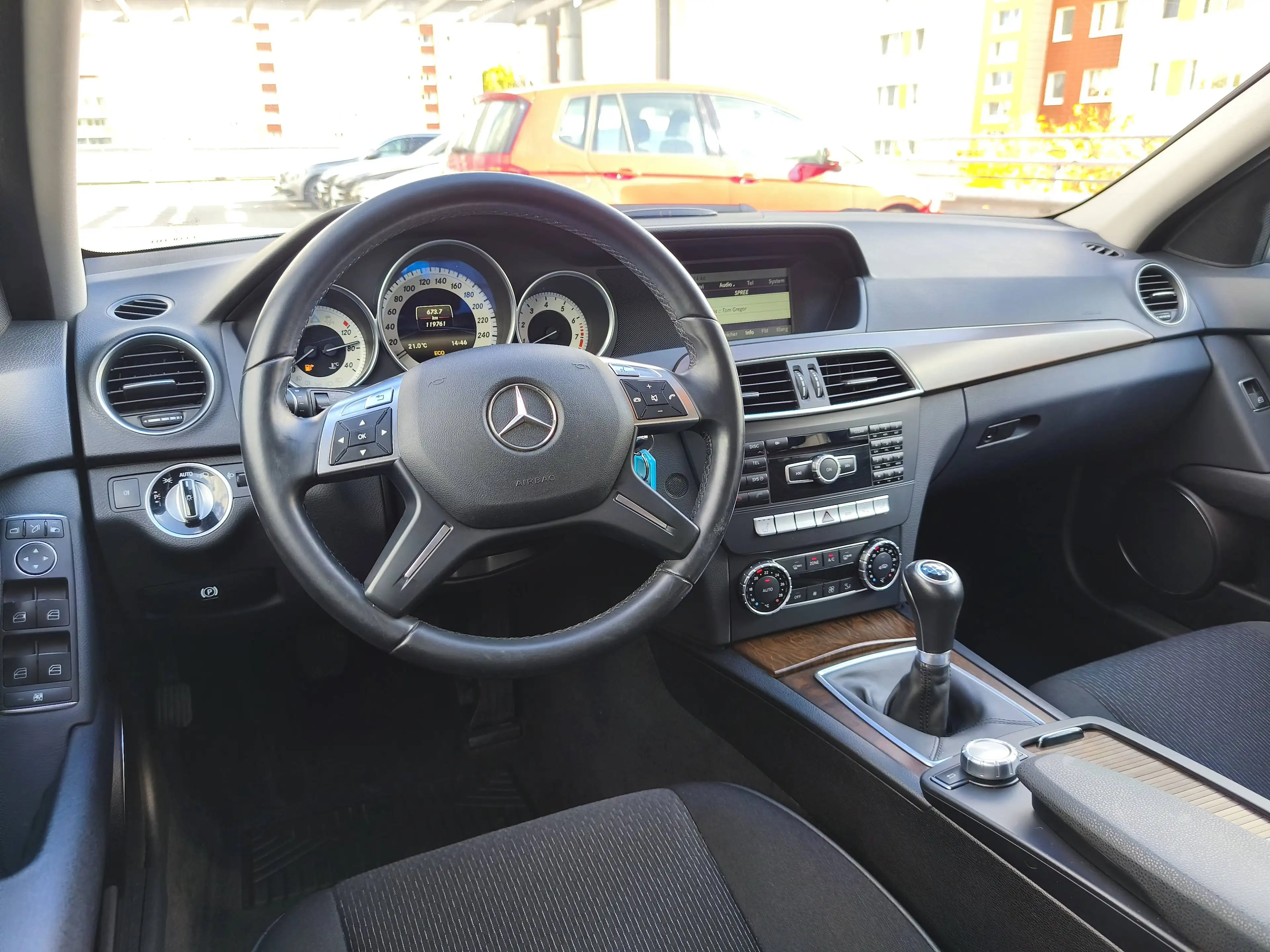 Mercedes-Benz C 180 C 180 T BlueEff. ELEGANGE 6G/LED/NAVIGATION/KLIMAAUTOM./MSHZ/PDC/AHK — photo 6