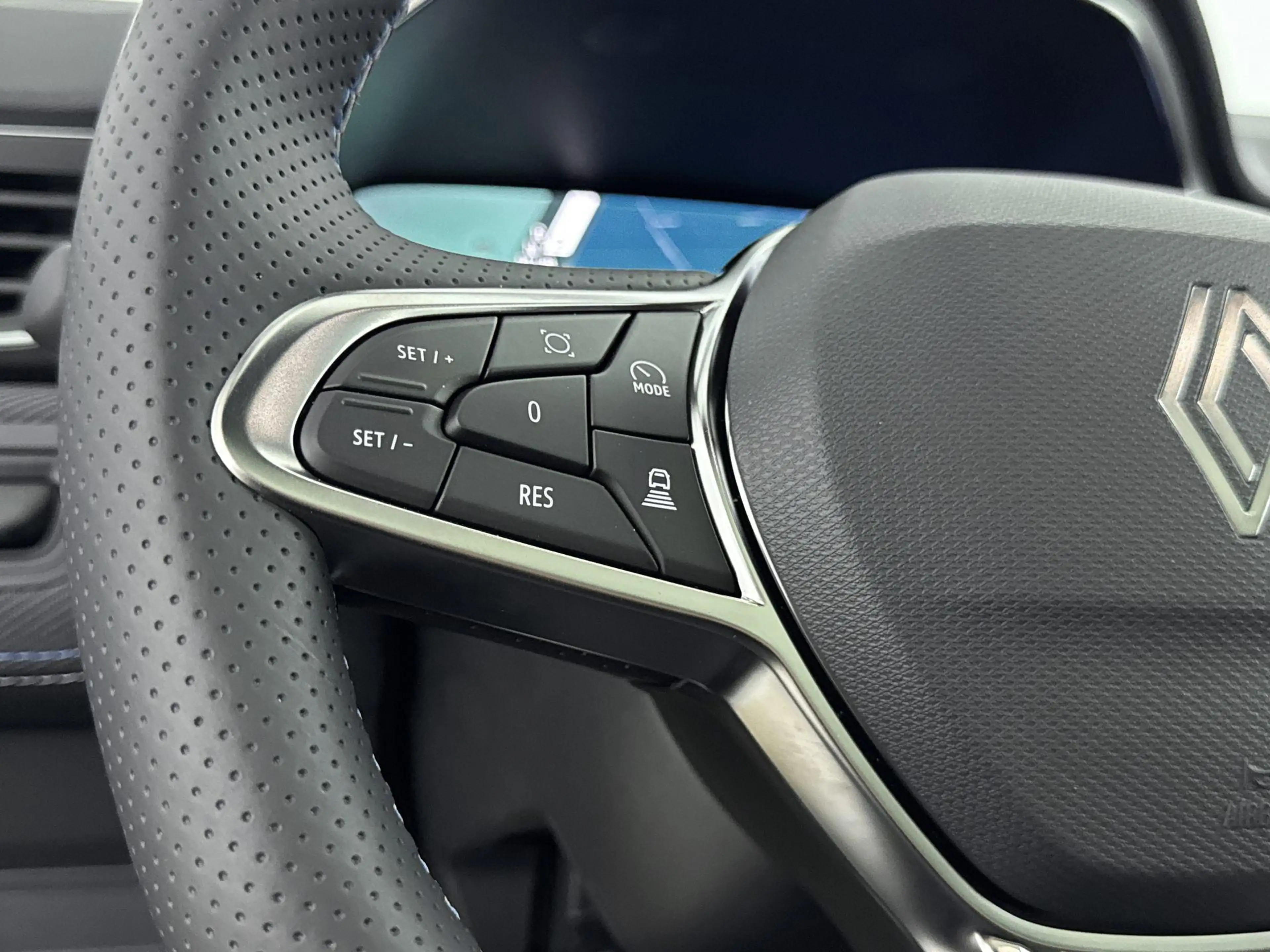 Renault Symbioz 1.8 E-Tech full hybrid 160Pk iconic | Google Navig — photo 6