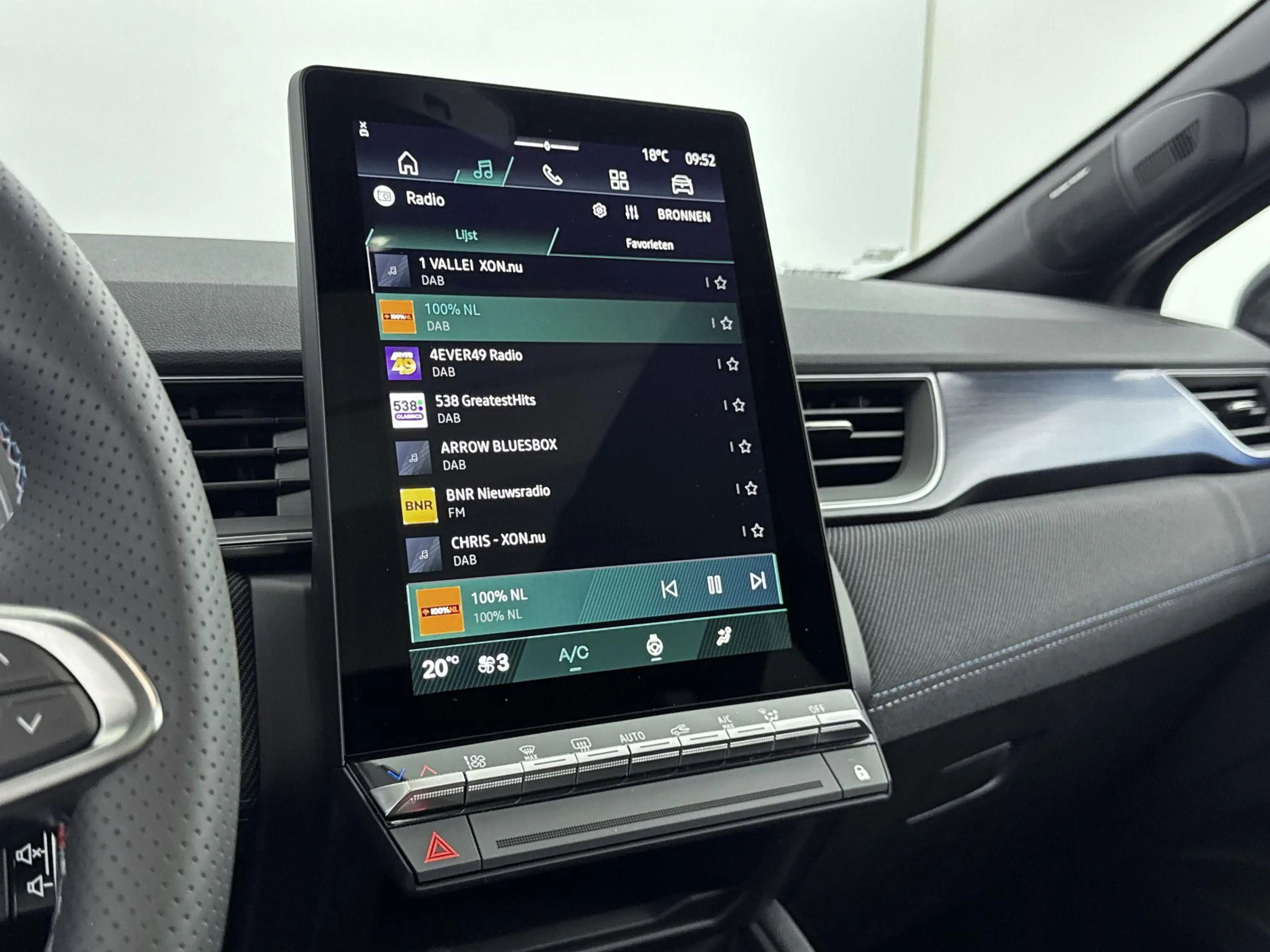 Renault Symbioz 1.8 E-Tech full hybrid 160Pk iconic | Google Navig — photo 7