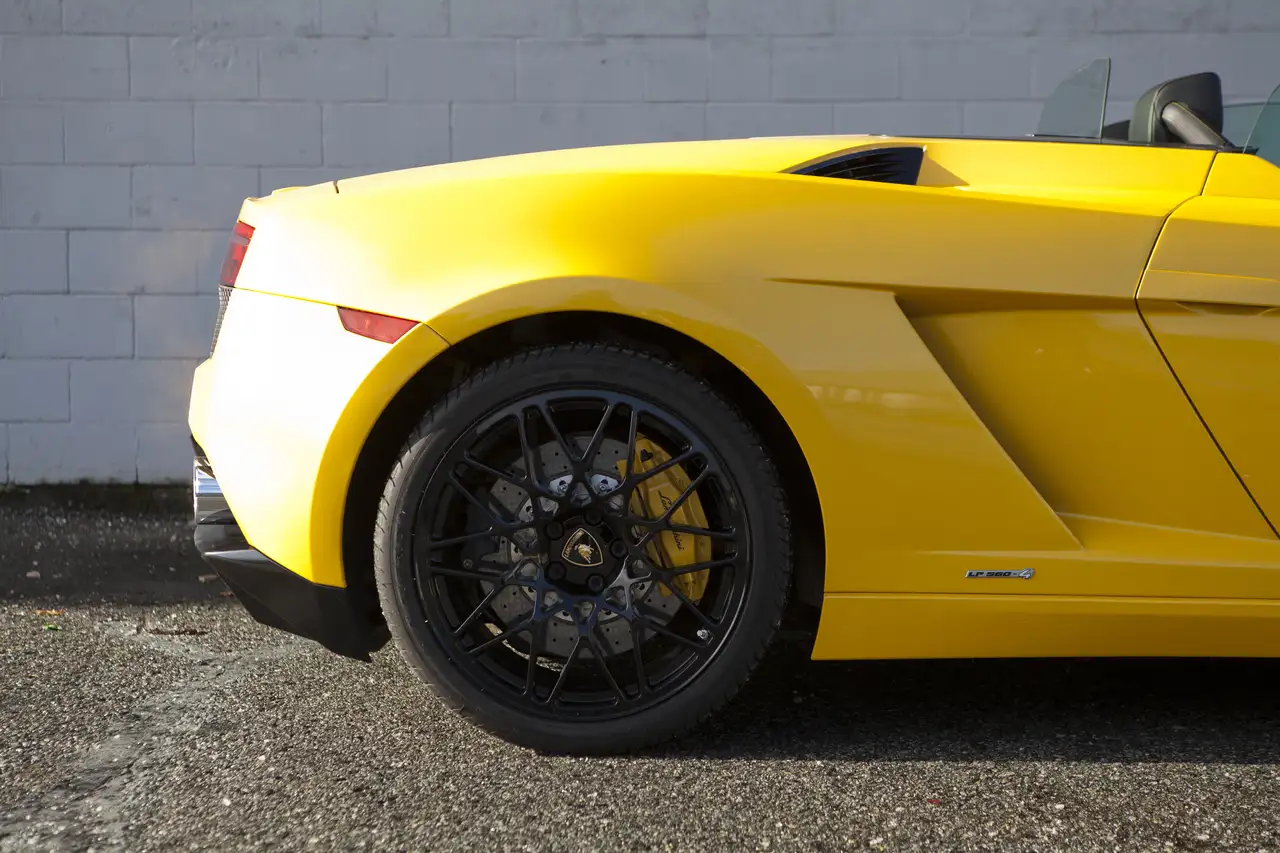 Lamborghini Gallardo снимка Lamborghini Gallardo