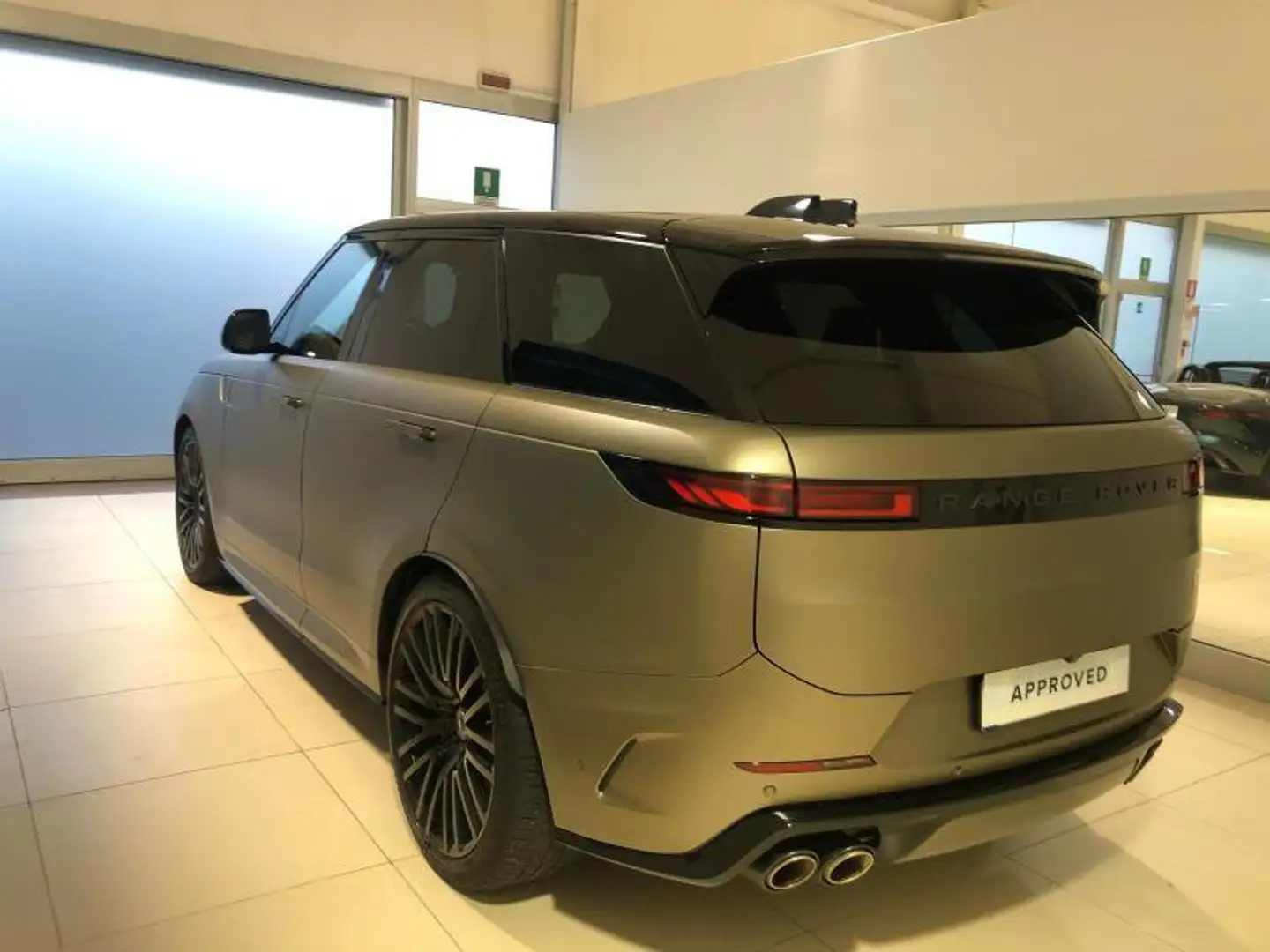 Land Rover Range Rover Sport 3ª serie 4.4 V8 635CV SV Ed.One Bronzo - 2