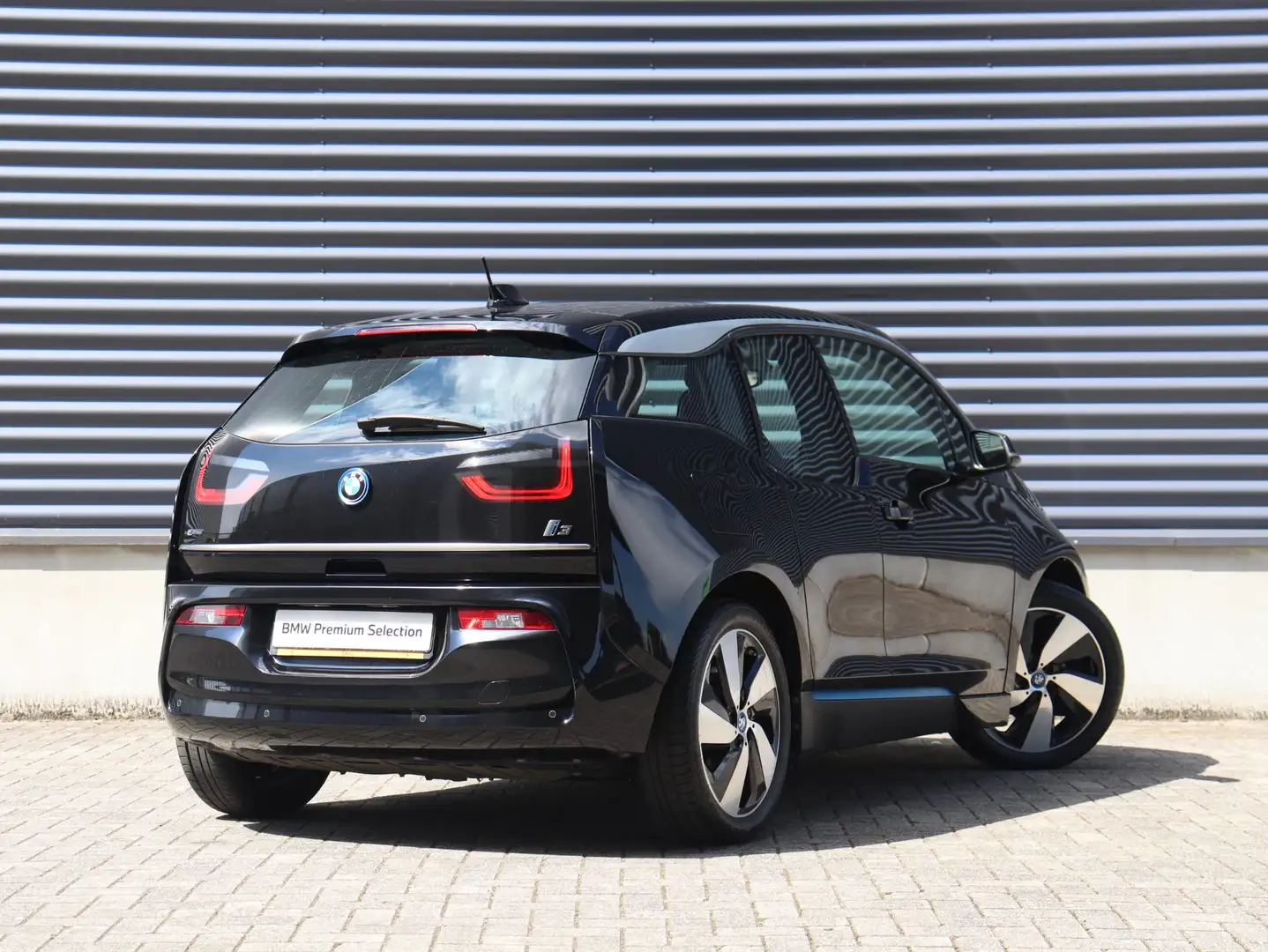 BMW i3 94Ah | Executive | Comfort Pack Advanced | Verwarm Zwart - 2