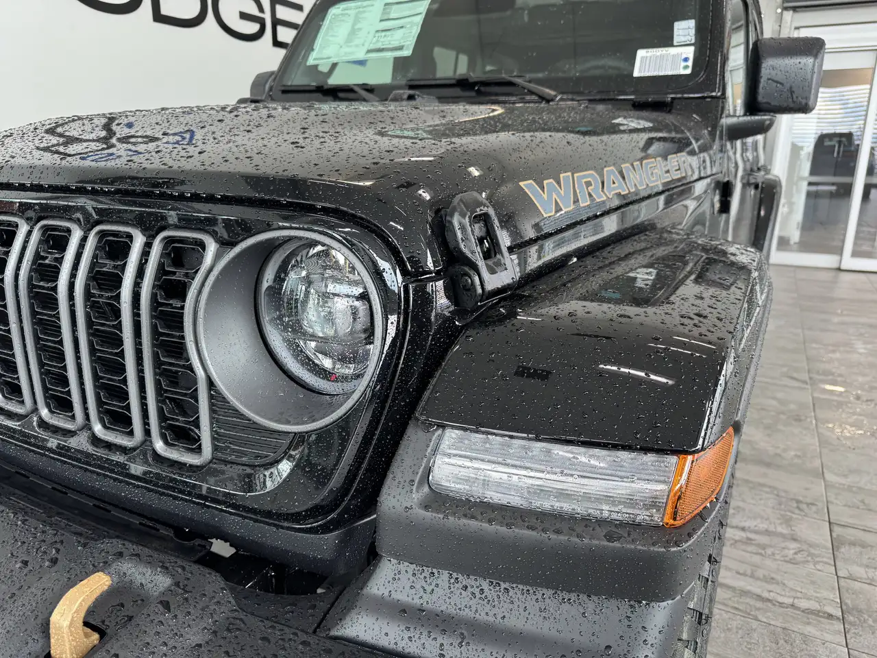 Jeep Wrangler снимка Jeep Wrangler