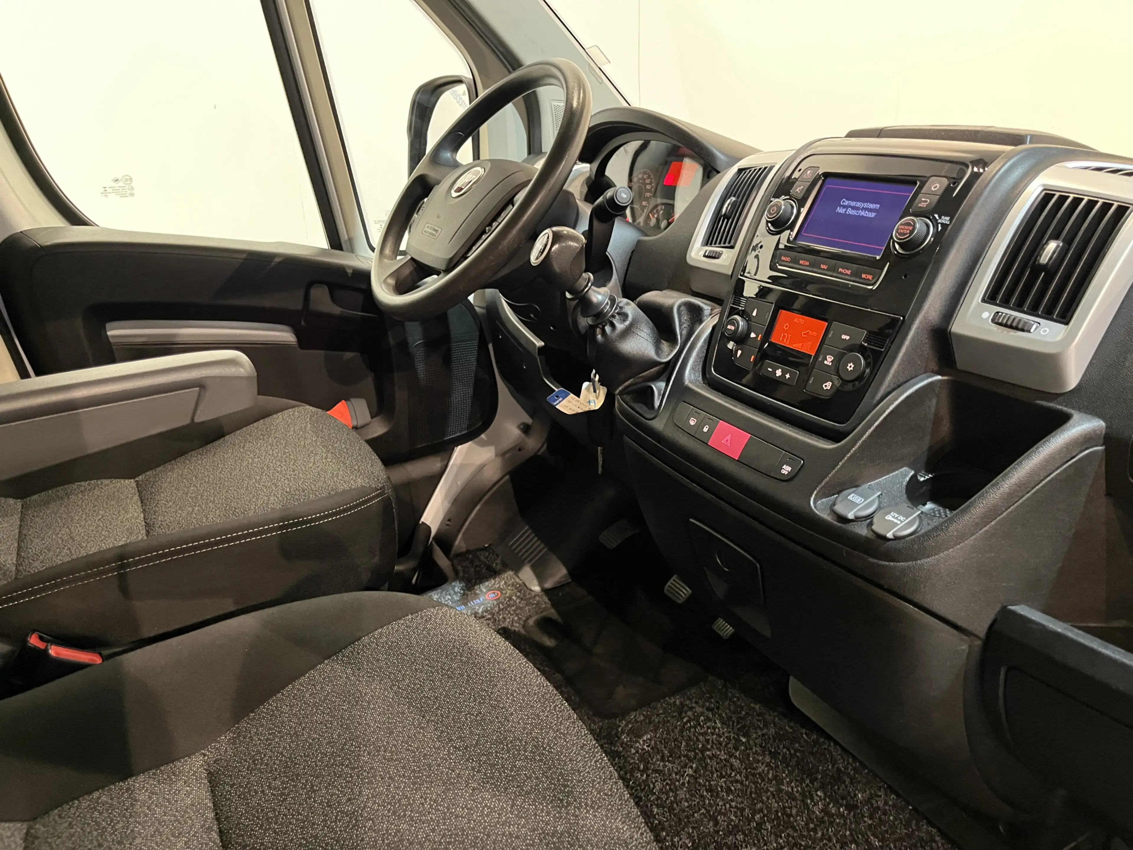 Fiat Ducato 2.3 MultiJet 120 PK L2H2 / Euro 6 / Airco / Cruise — photo 3