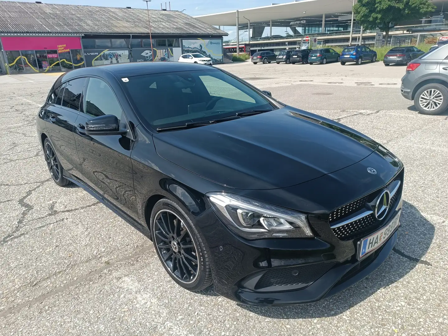 Mercedes-Benz CLA 220 CLA 220 d Shooting Brake Aut. Schwarz - 1