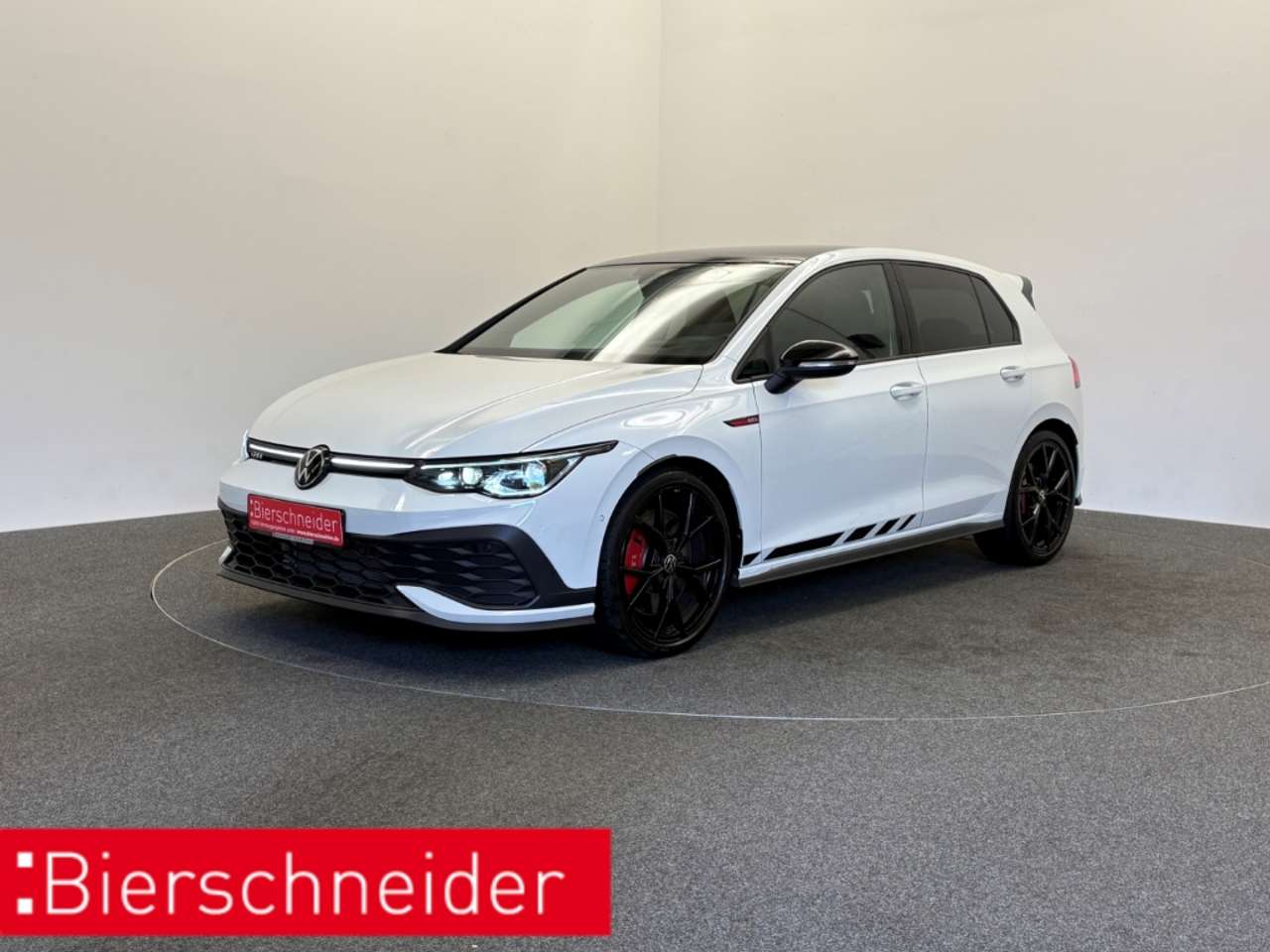Volkswagen Golf GTI 2024