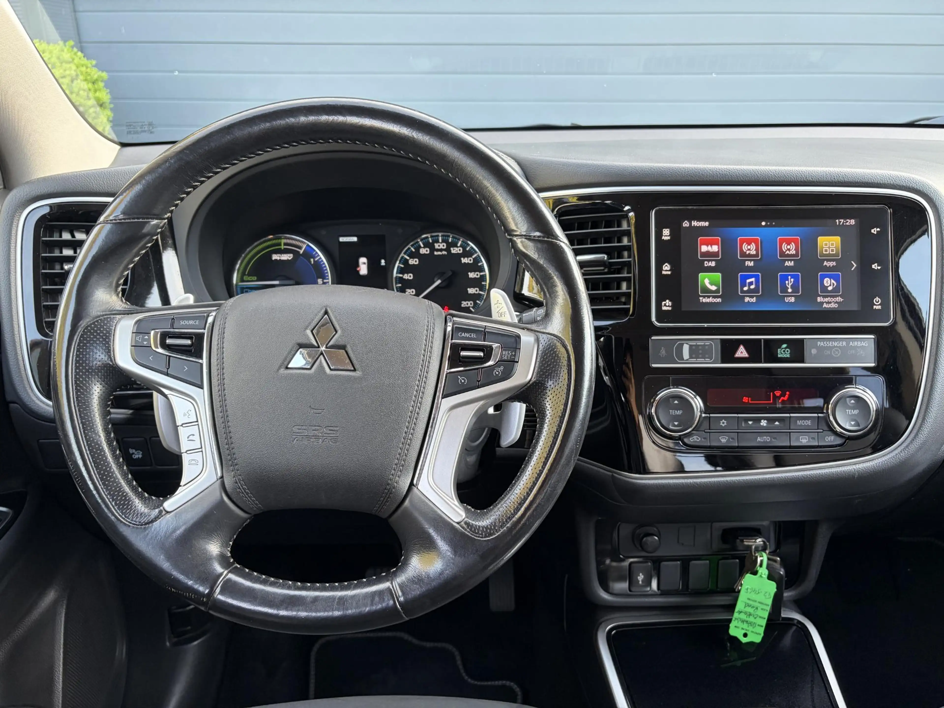 Mitsubishi Outlander 2.4 PHEV Intense ✓1e Eigenaar✓Trakhaak✓Carplay✓Cam — photo 3
