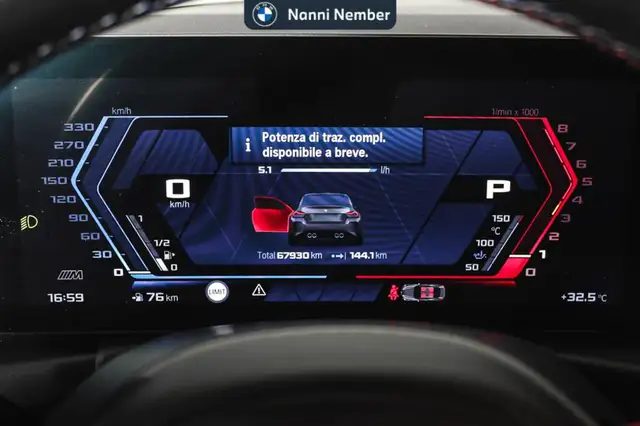 BMW M2 view 9