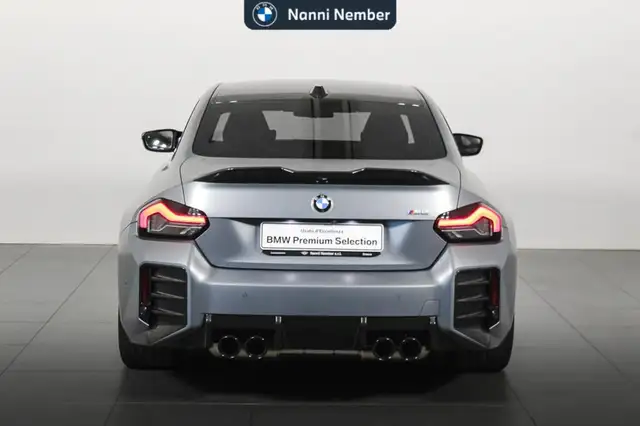 BMW M2 view 4