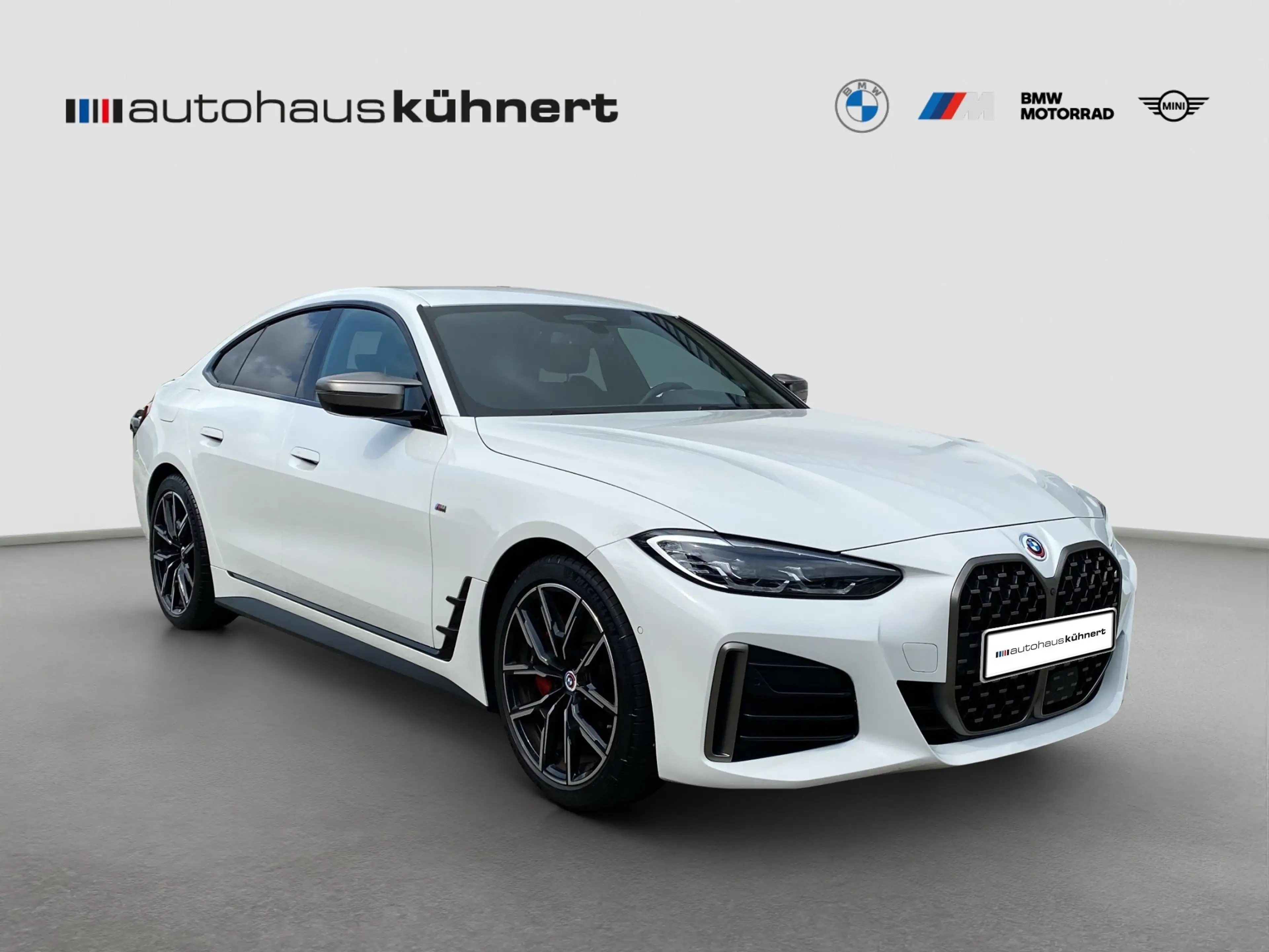 BMW M4 i xDrive Gran Coupé ACC AHK H&K HUD HERITAGE — photo 9