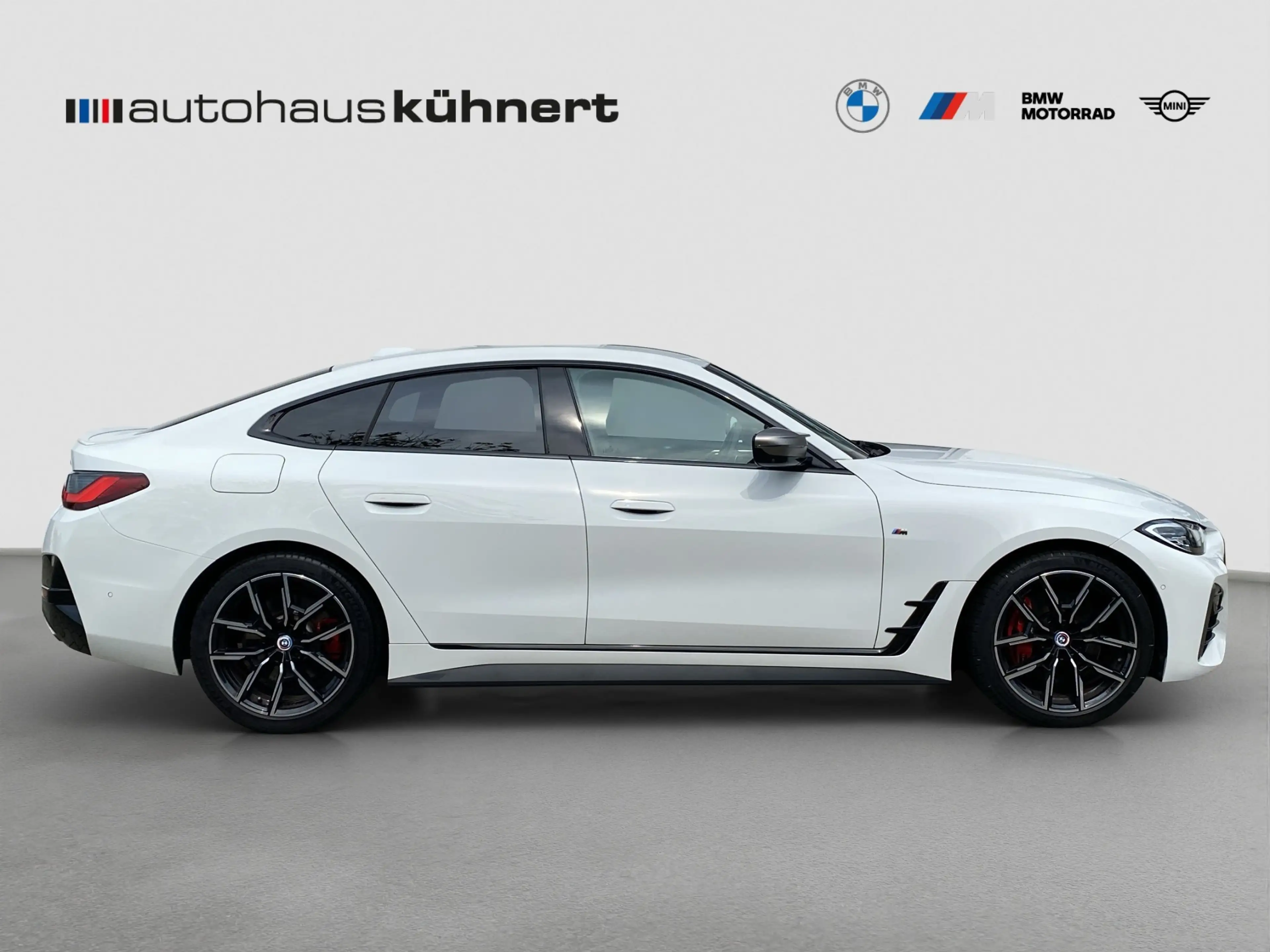 BMW M4 i xDrive Gran Coupé ACC AHK H&K HUD HERITAGE — photo 8