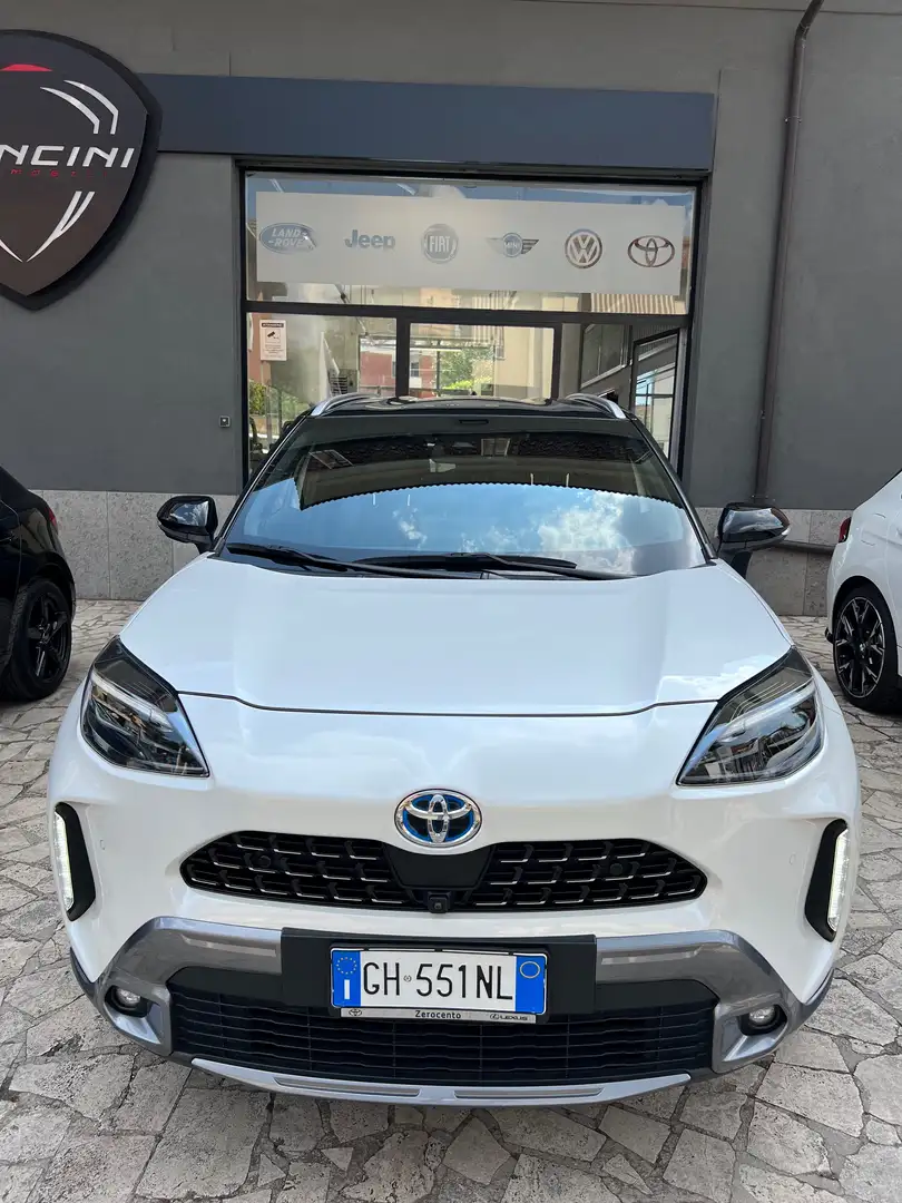 Toyota Yaris Yaris Cross Cross 1.5h Adventure awd-i 116cv e-cvt Bianco - 2
