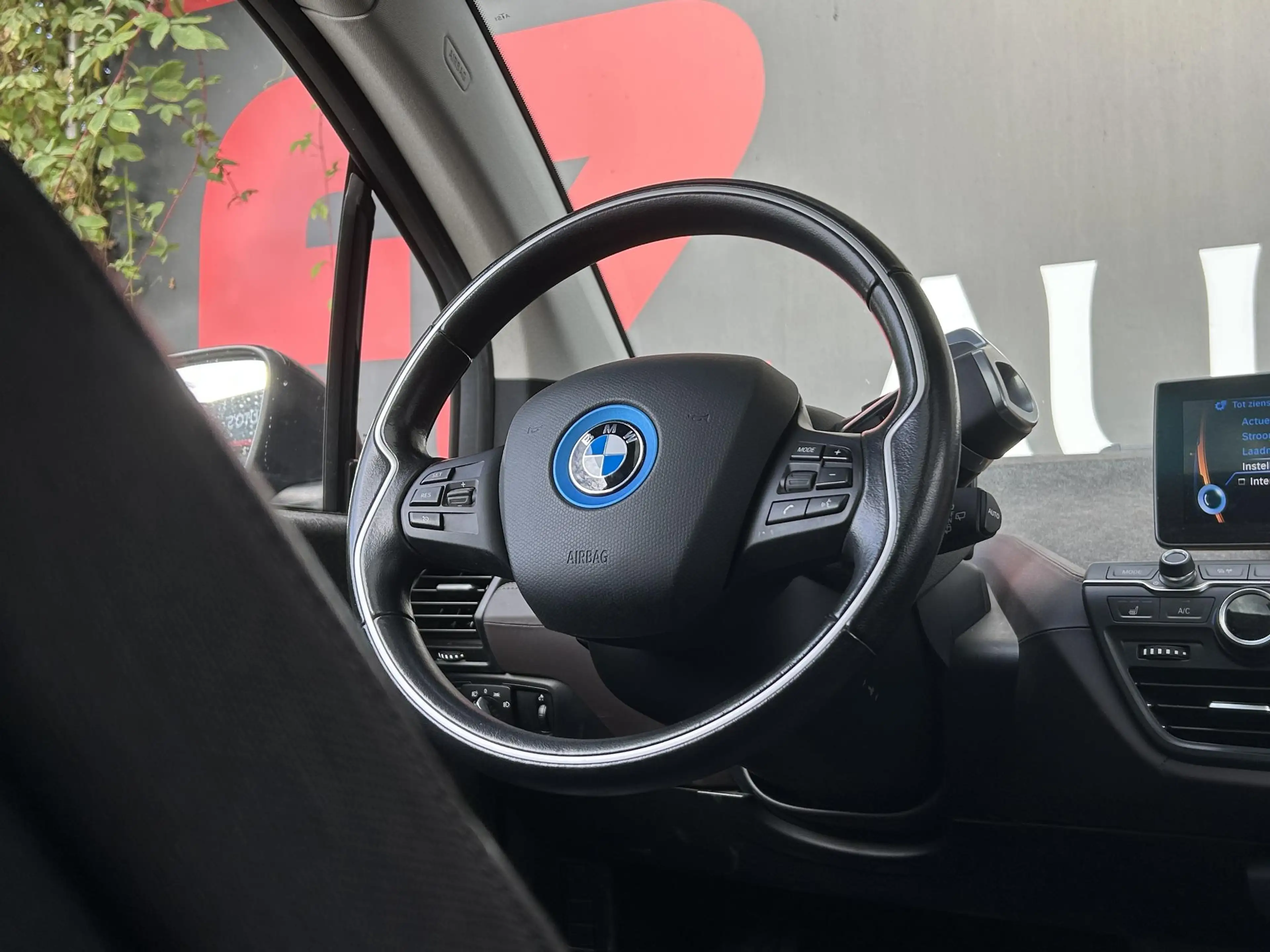 BMW i3 Basis 94Ah 33 kWh - Navigatie - Climate Control - — photo 13