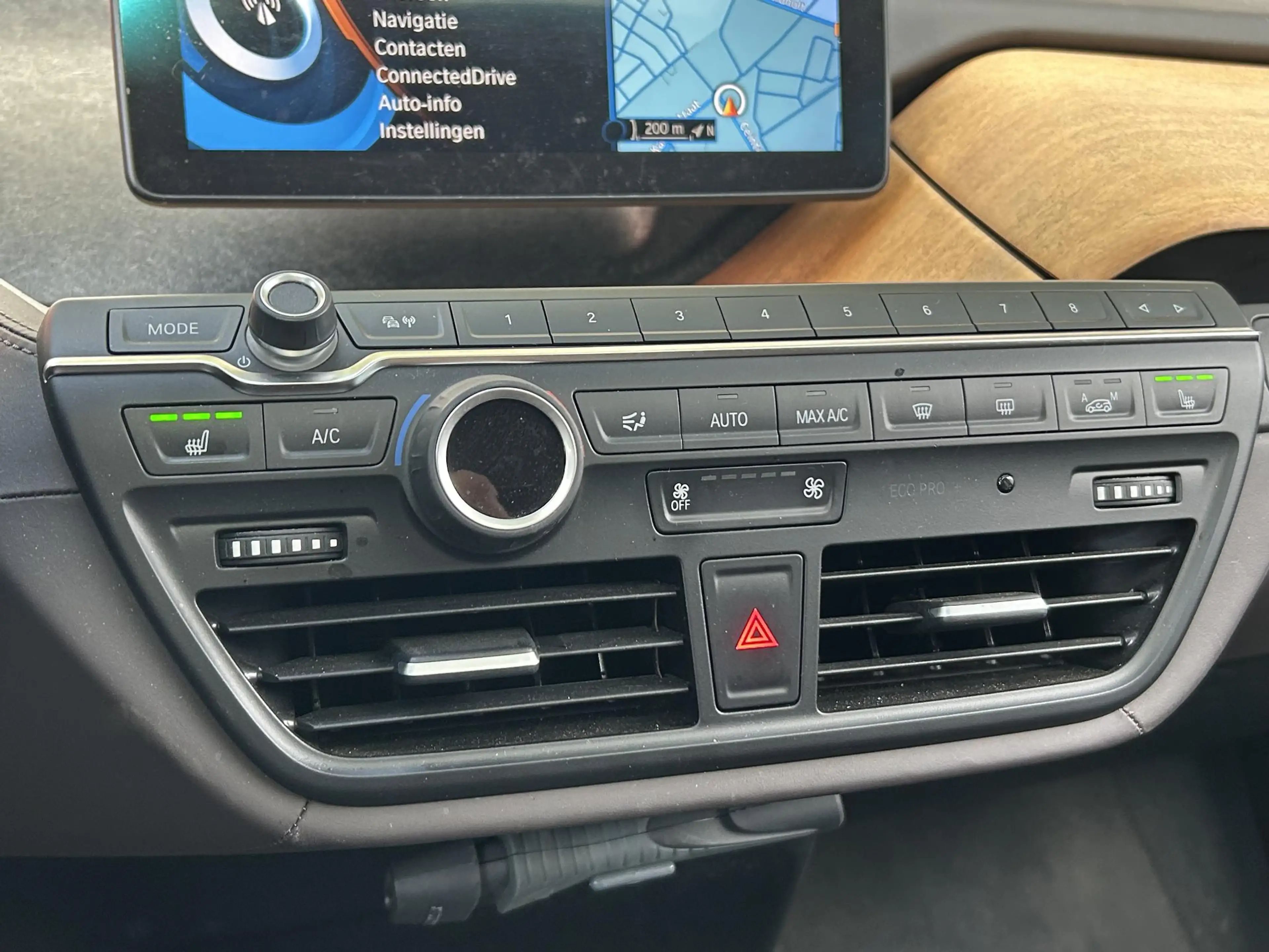 BMW i3 Basis 94Ah 33 kWh - Navigatie - Climate Control - — photo 21