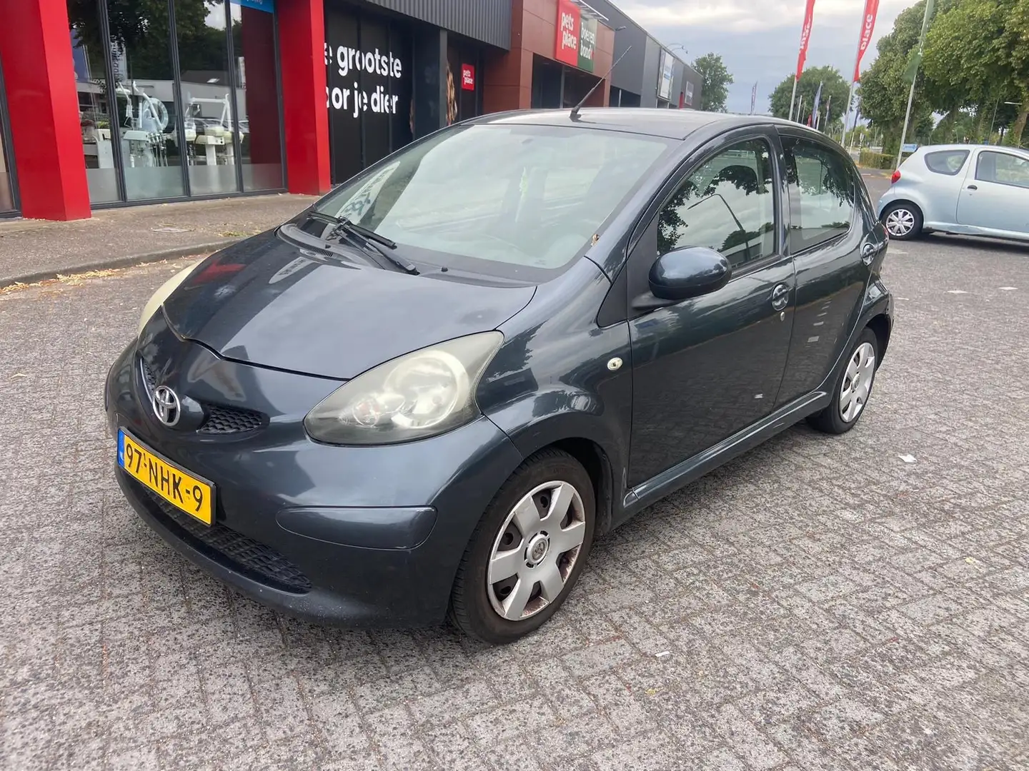 Toyota Aygo Aygo 1.0-12V + Grijs - 1