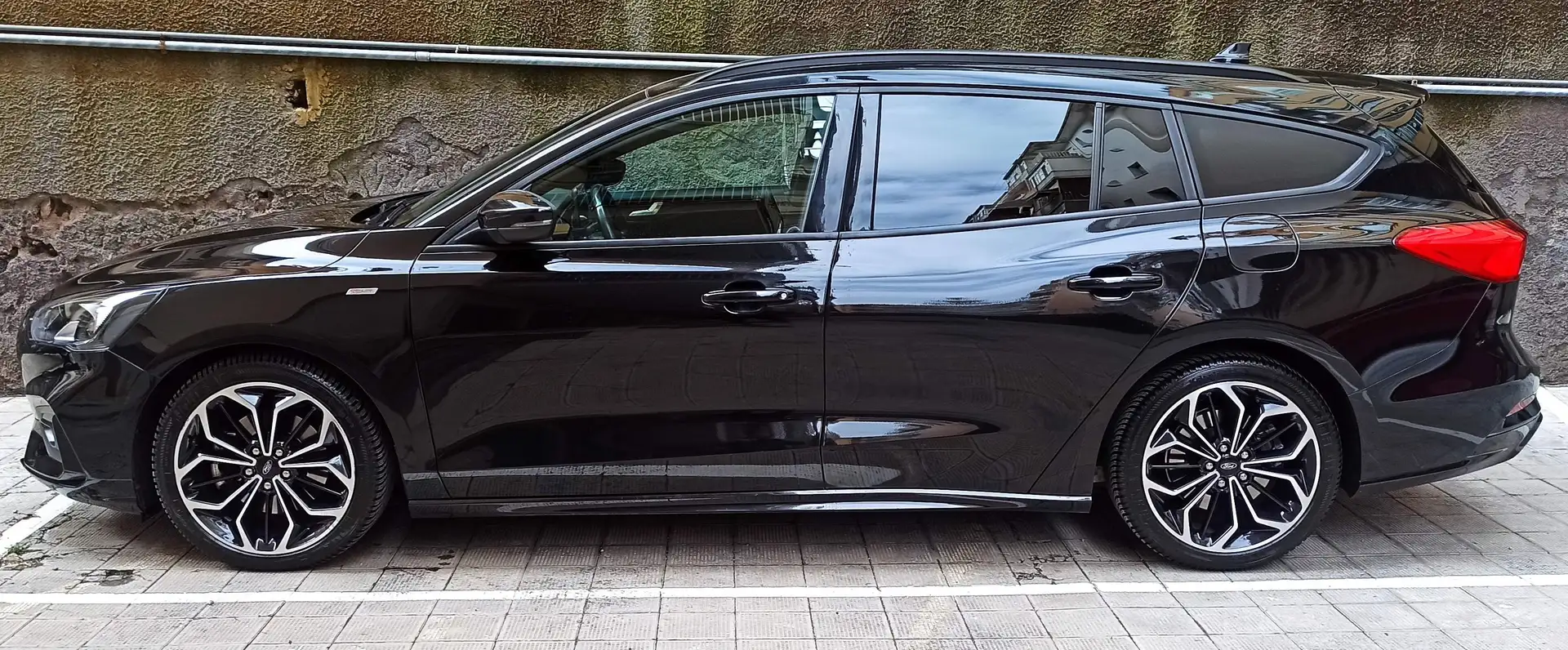Ford Focus Focus+SW+1.5+ecoblue+ST-Line+120cv+auto Nero - 2