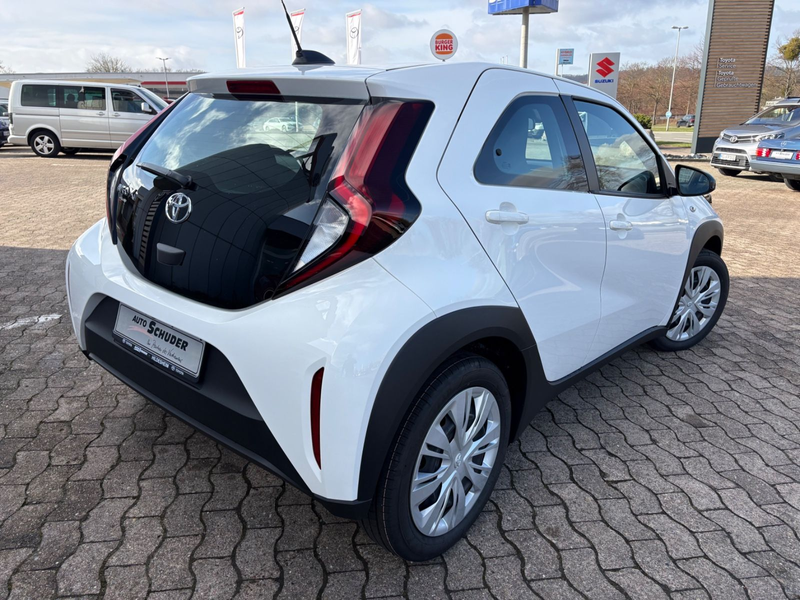 Toyota Aygo X Business Edition **SCHNÄPPCHEN** — photo 2