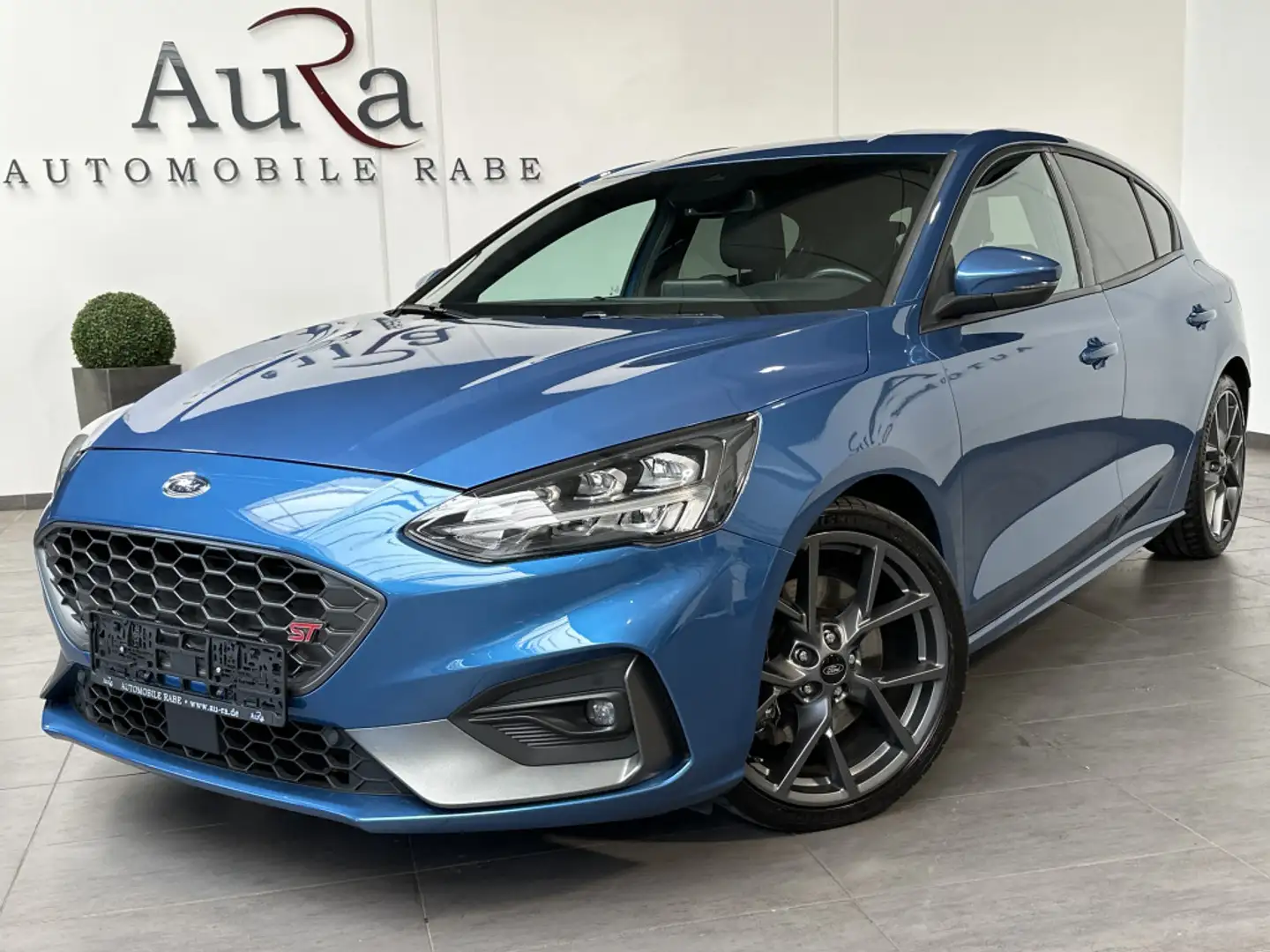 Ford Focus 2.0 EB ST NAV+LED+AHK+ACC+VCOCKPIT+B&O+1HD Blau - 2