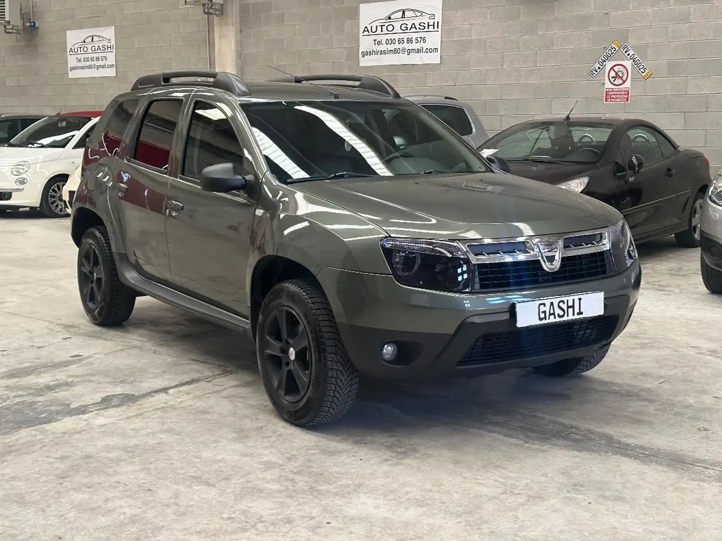Dacia Duster 1.6 115 S&S 4x2 SS GPL Laur. Fam. Blu/Azzurro - 2