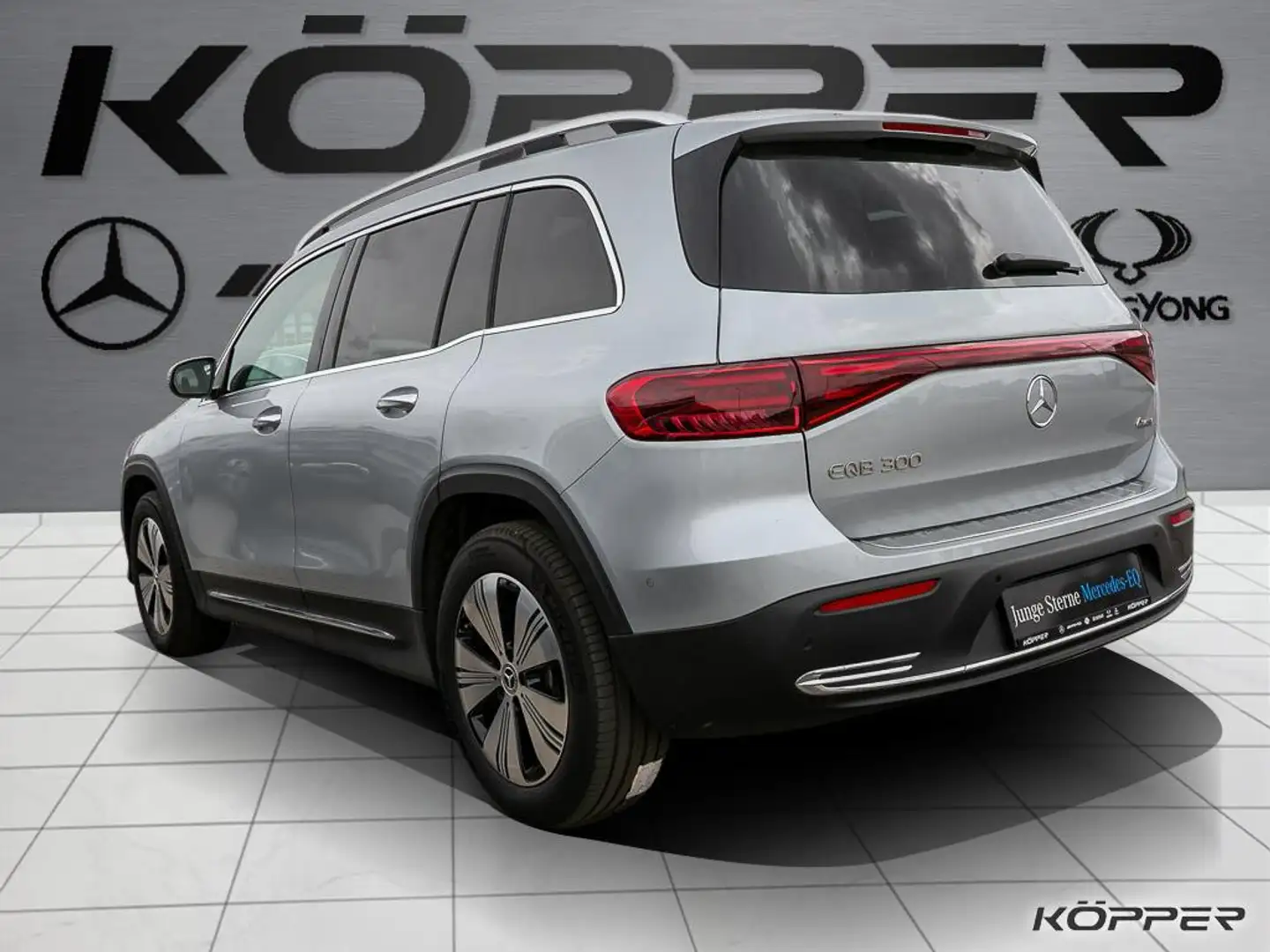 Mercedes-Benz EQB 300 4M Progressive Advanced PLUS Pano Kamera Srebrny - 2