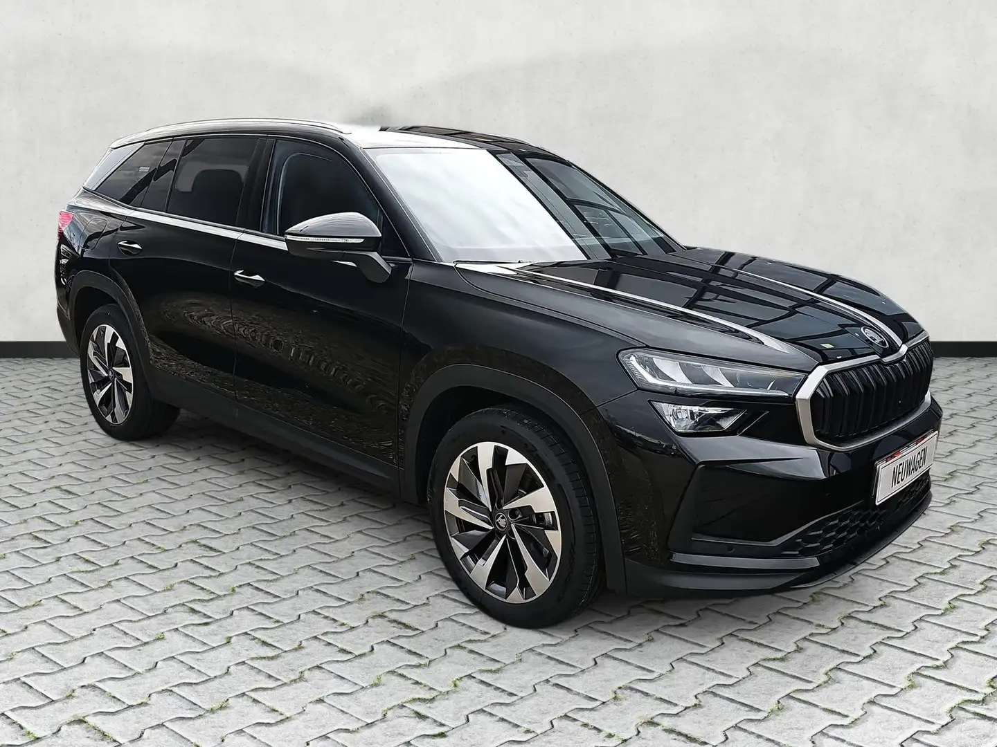 Skoda Kodiaq 2.0 TDI 110 kW Selection DSG 7Si AHK Navi beh.L... Schwarz - 1