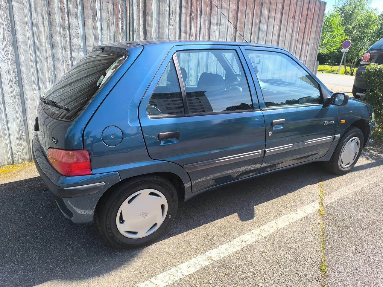 Peugeot 106 1.6i XT A