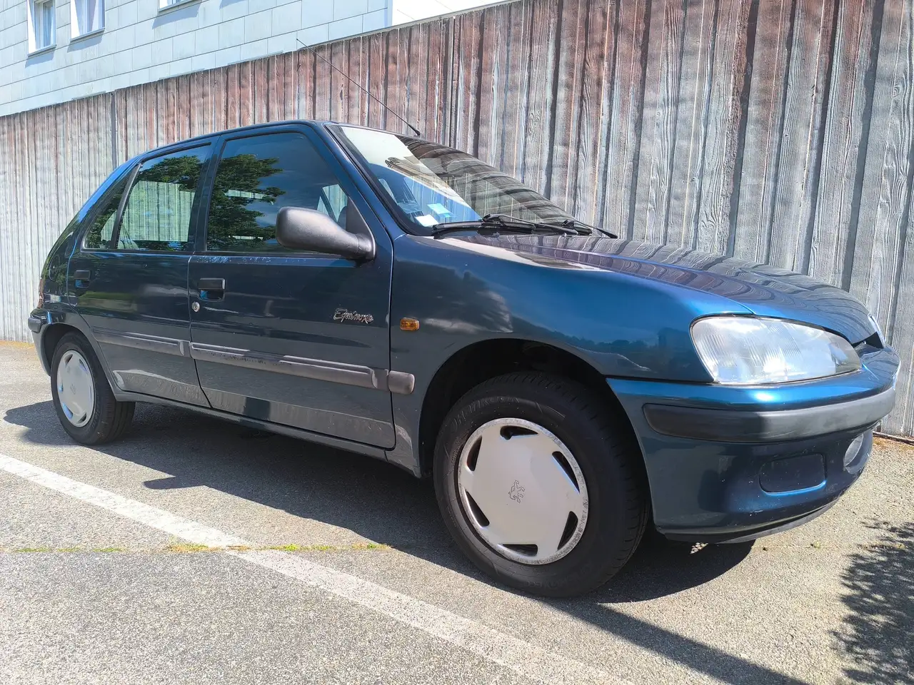 Peugeot 106 1.6i XT A, foto 2