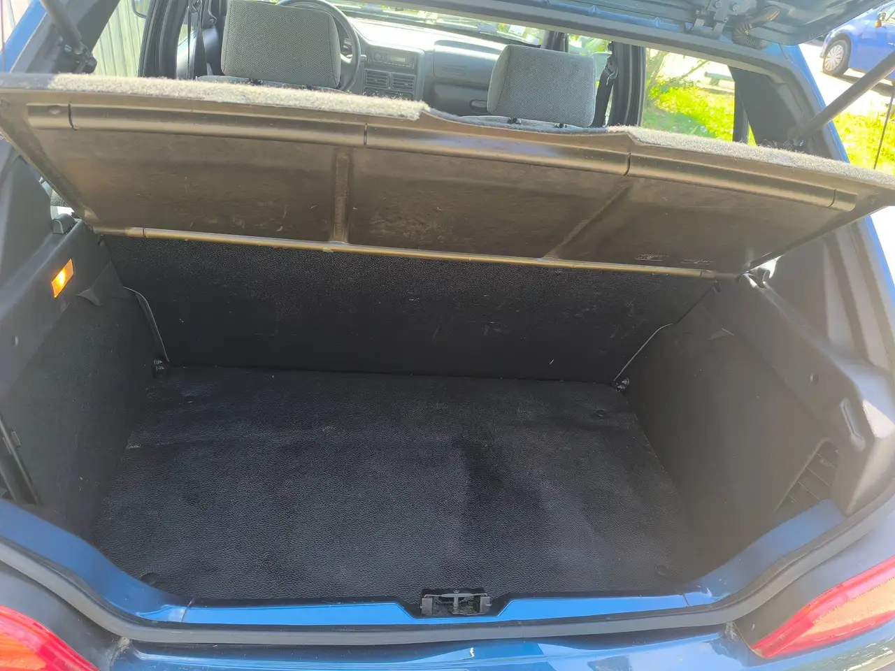 Peugeot 106 1.6i XT A, foto 6