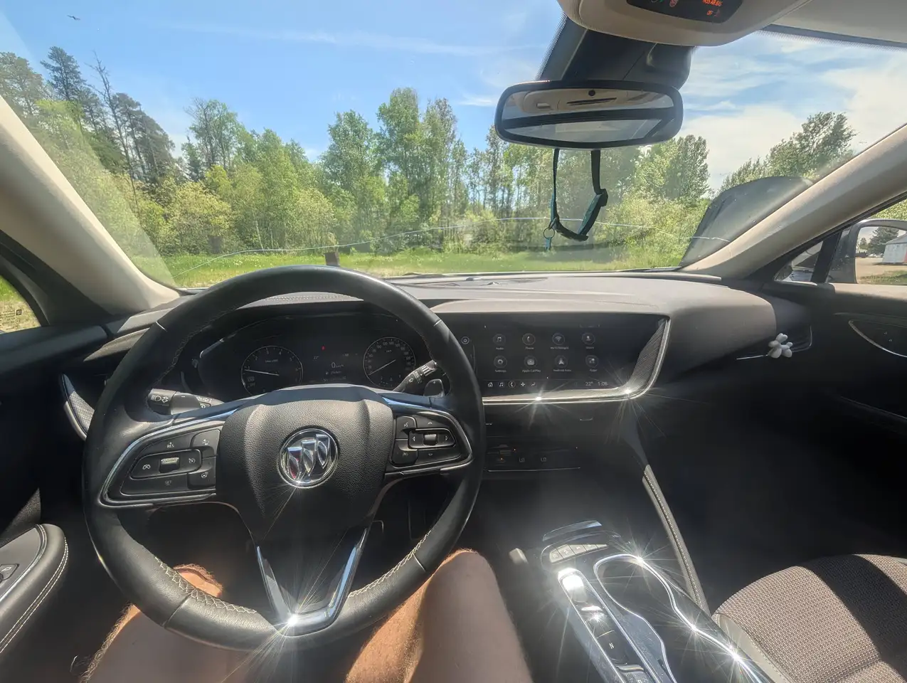 Buick Envision снимка Buick Envision