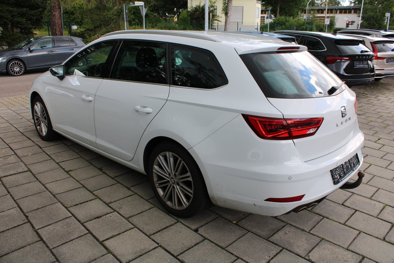 SEAT Leon ST 1.5 TSI Xcellence LED Navigation Leder ACC PDC — photo 4